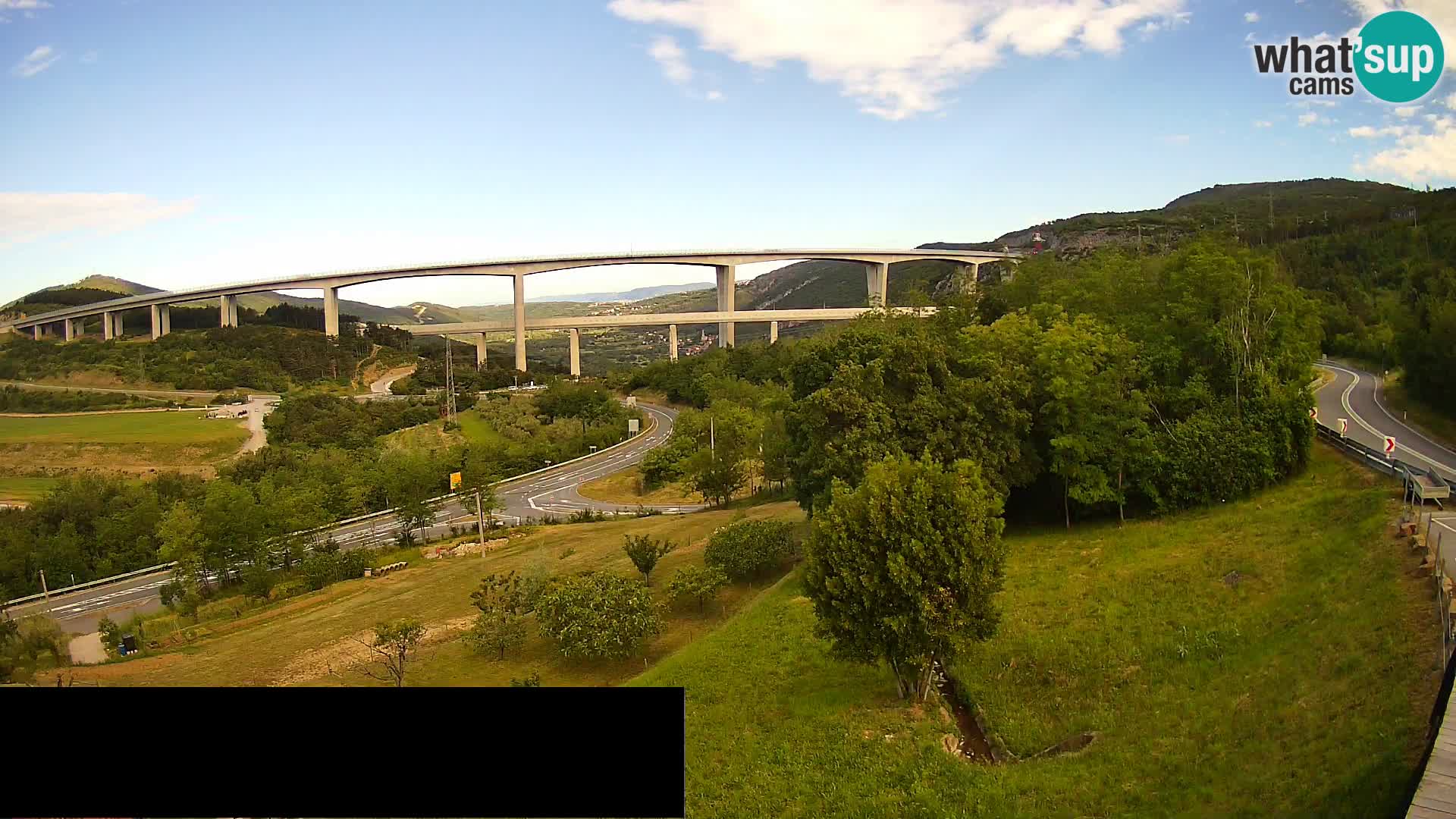 Camera en vivo Črni Kal Viaducto – Viki Burger
