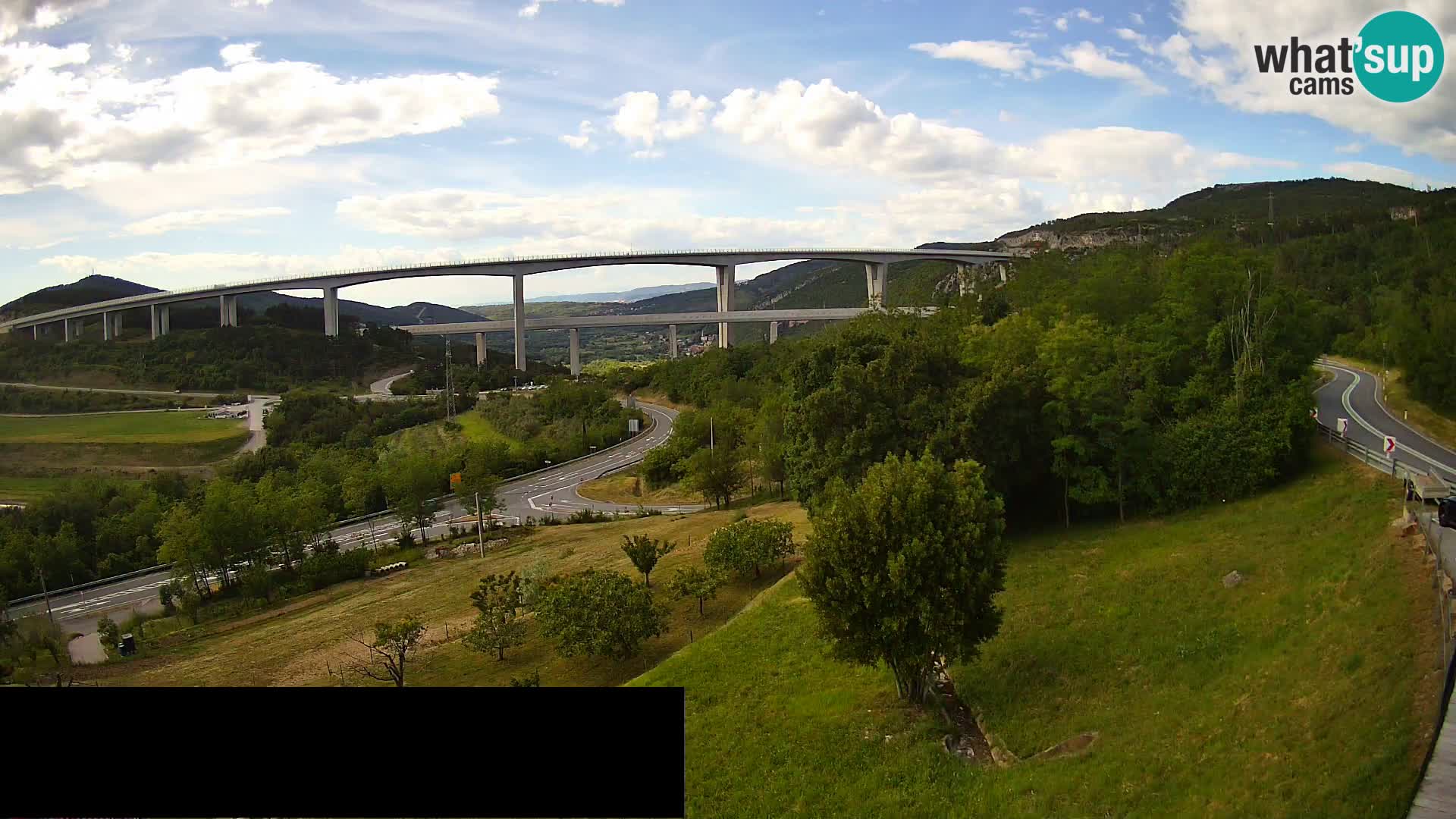 Webcam Črni Kal Viadukt – Viki Burger