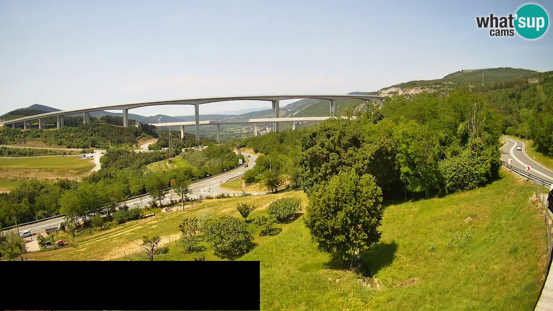 Live cam Črni Kal Viaduc – Viki Burger