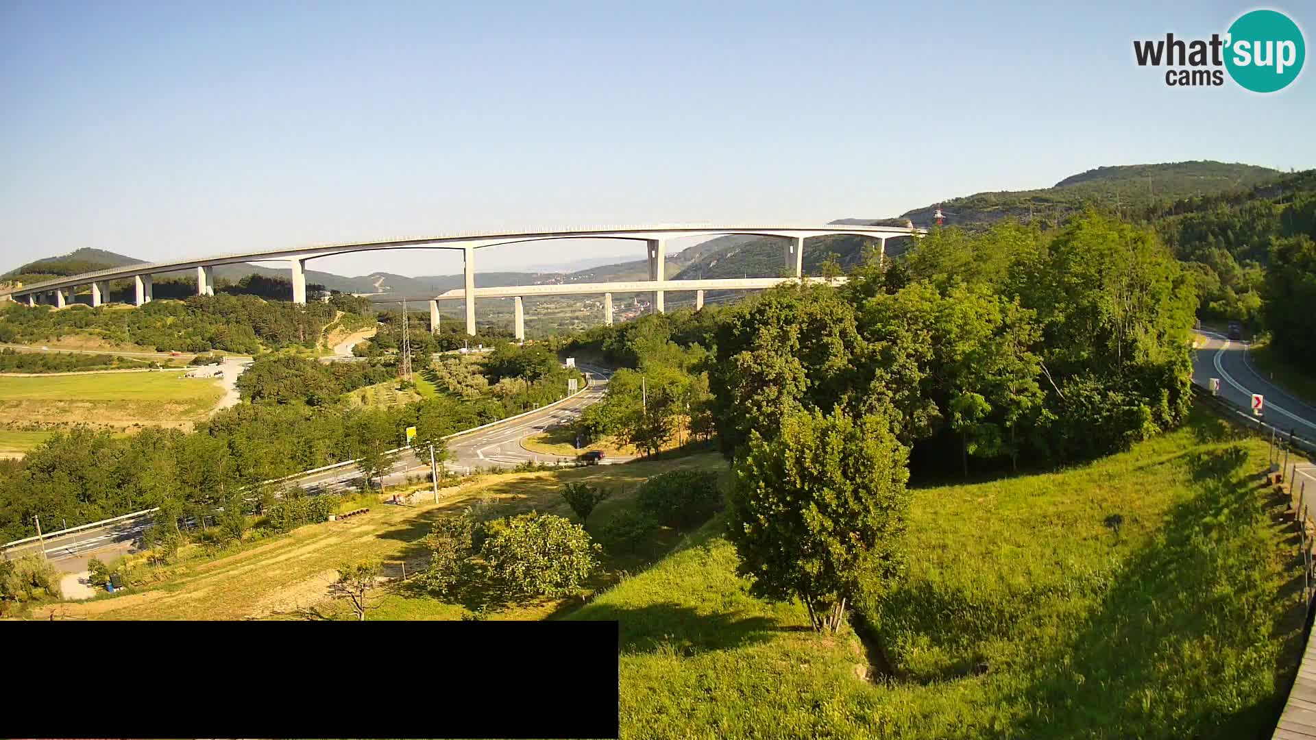 Webcam Črni Kal Viadukt – Viki Burger