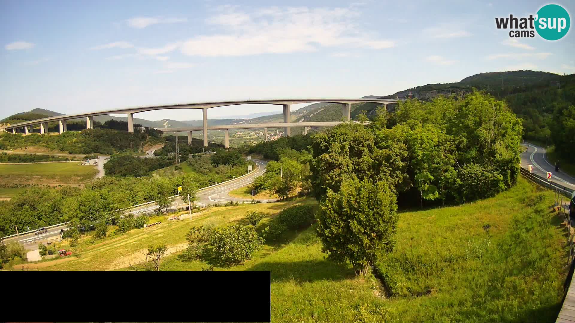 Webcam Črni Kal Viadukt – Viki Burger