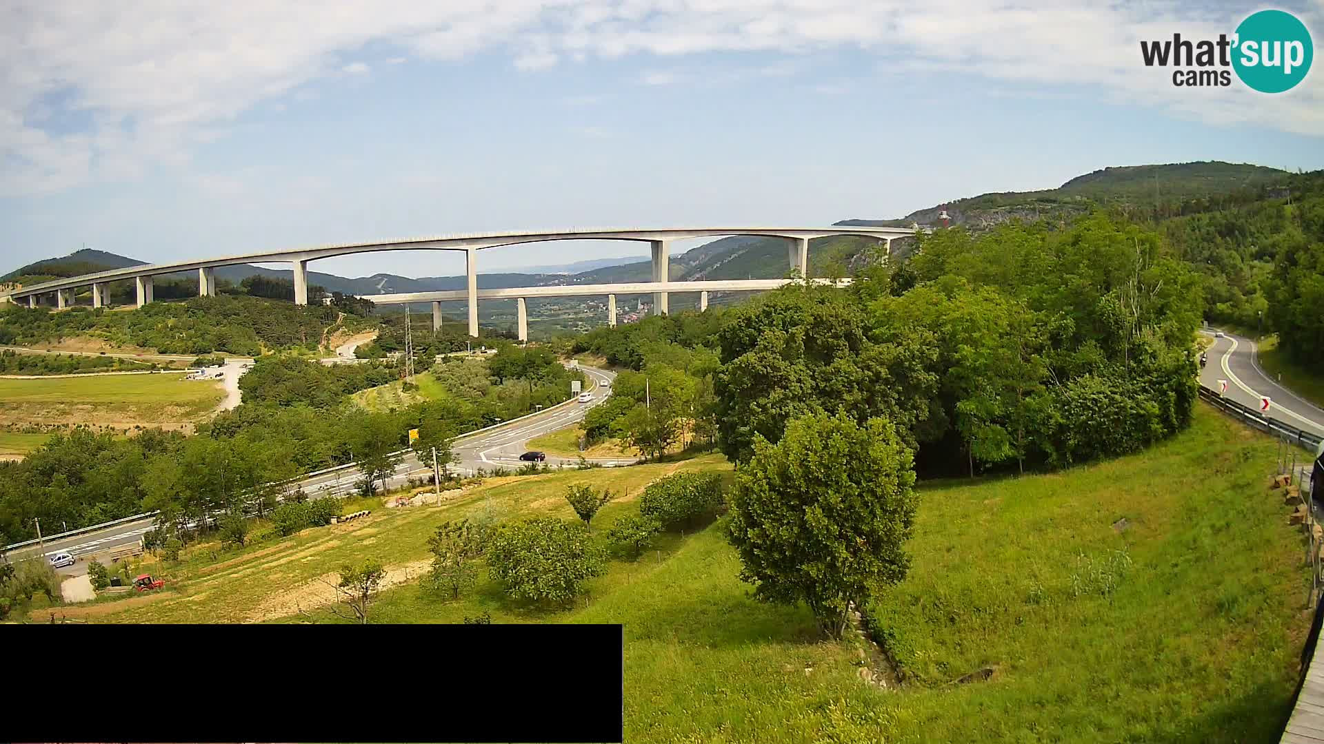 Webcam Črni Kal Viaduct – view from Viki Burger