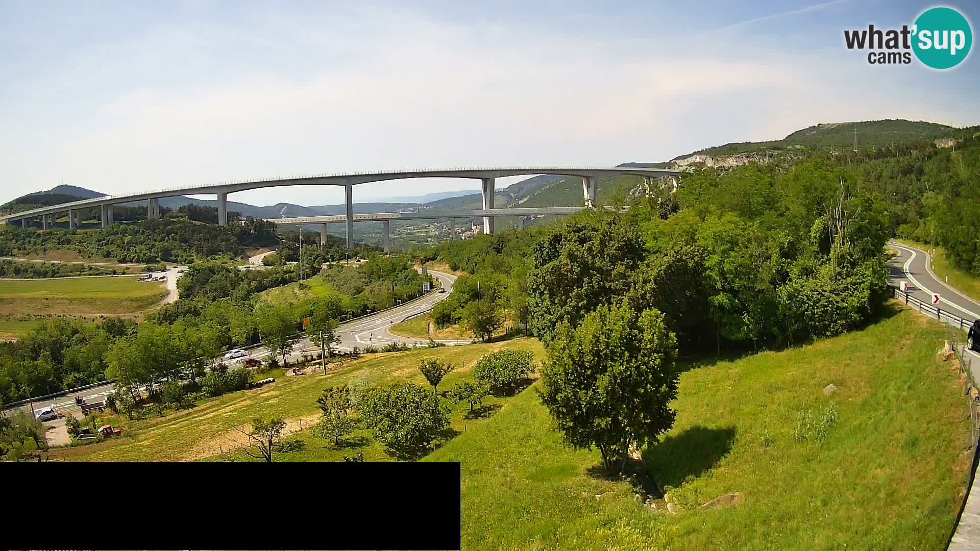 Live cam Črni Kal Viaduc – Viki Burger