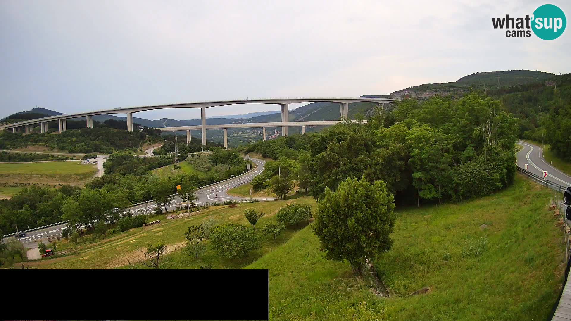 Livecam  Črni Kal Viadotto – panorama dal Viki Burger