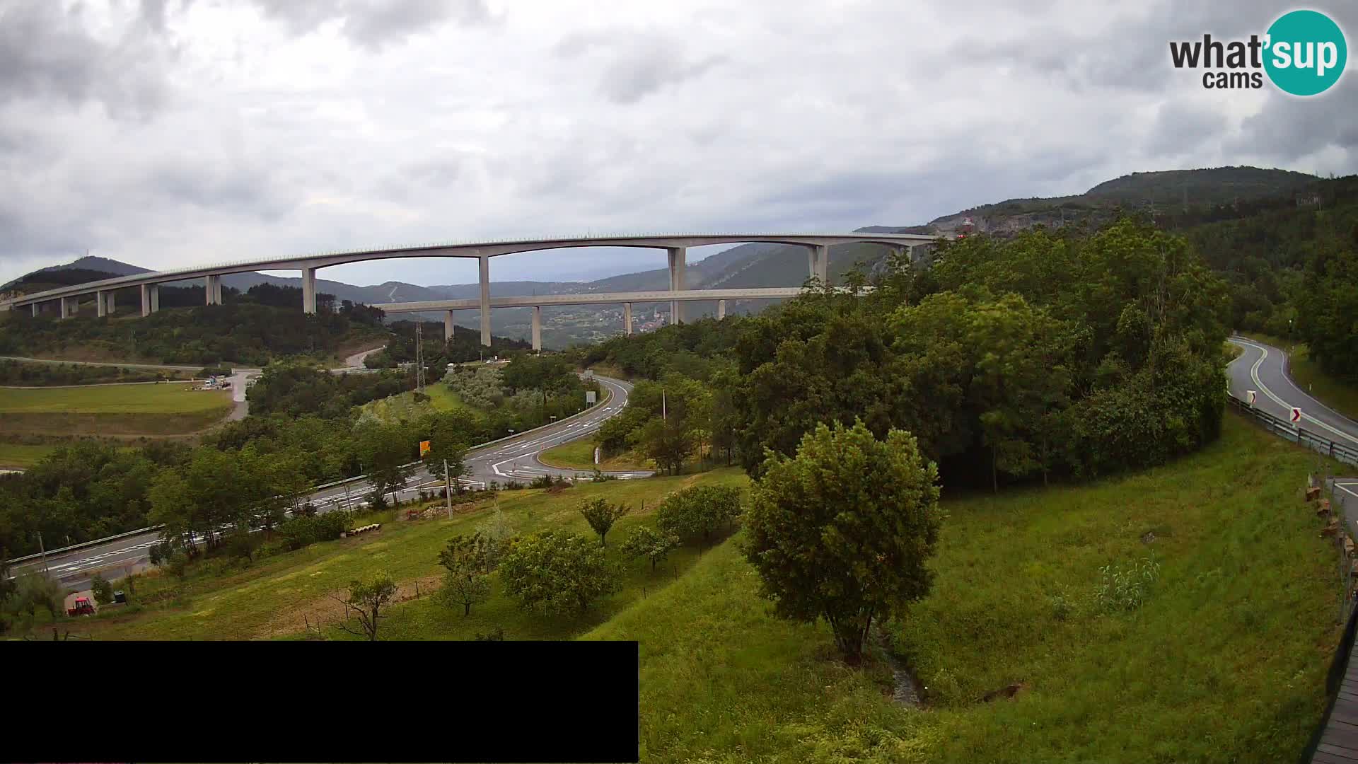 Livecam  Črni Kal Viadotto – panorama dal Viki Burger