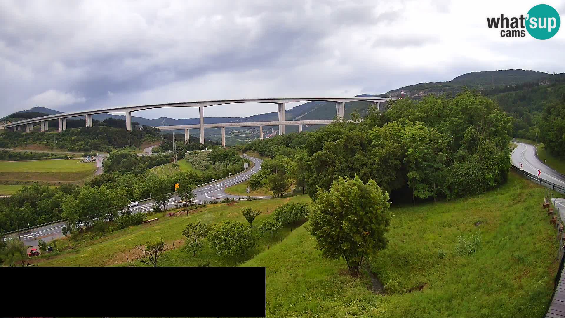 Webcam Črni Kal Viaduct – view from Viki Burger