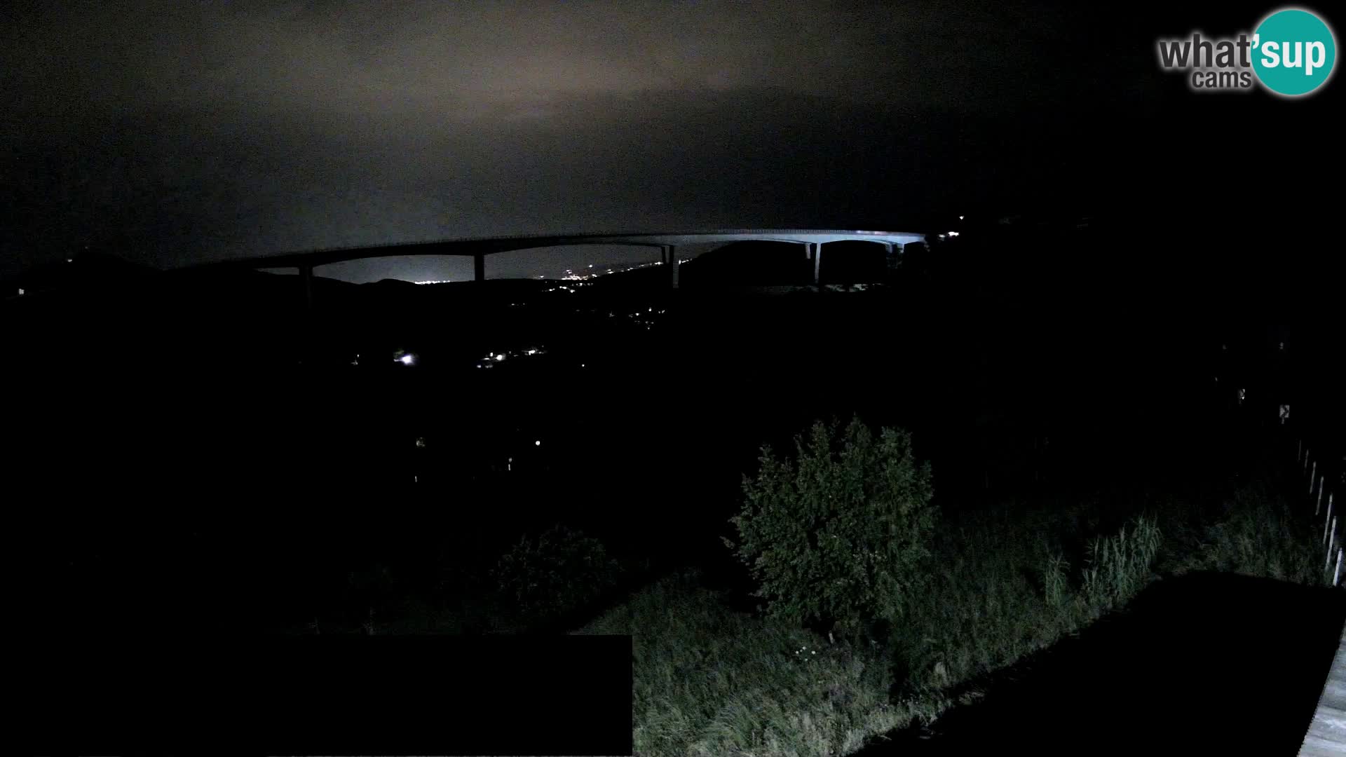 Live cam Črni Kal Viaduc – Viki Burger