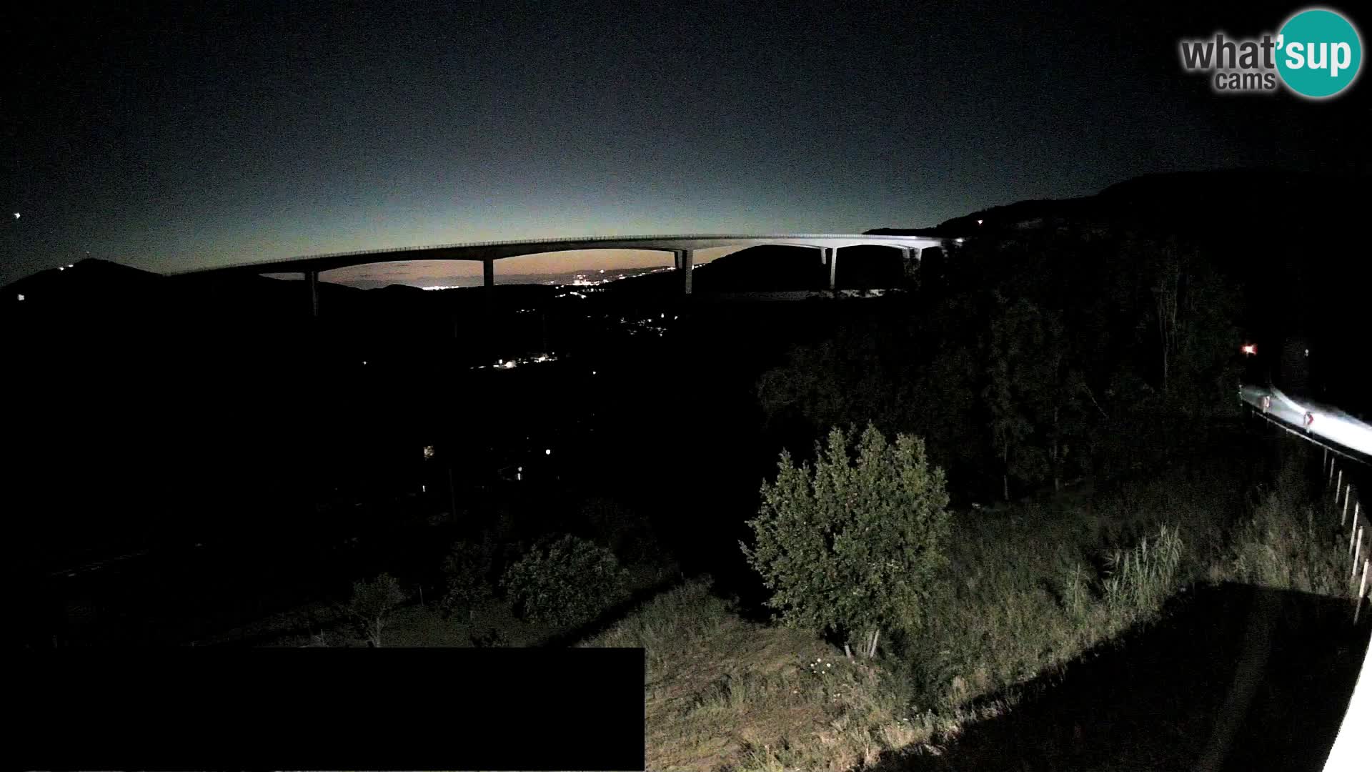 Webcam Črni Kal Viaduct – view from Viki Burger