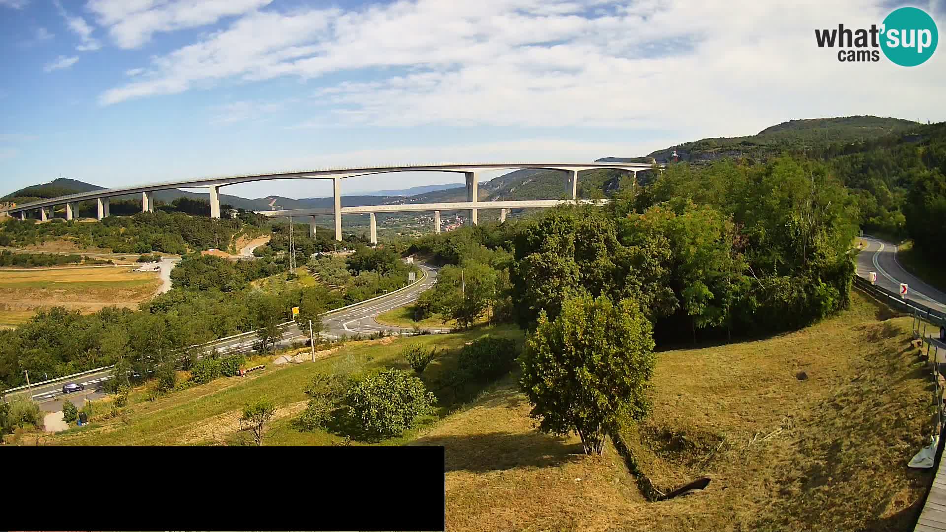 Live cam Črni Kal Viaduc – Viki Burger