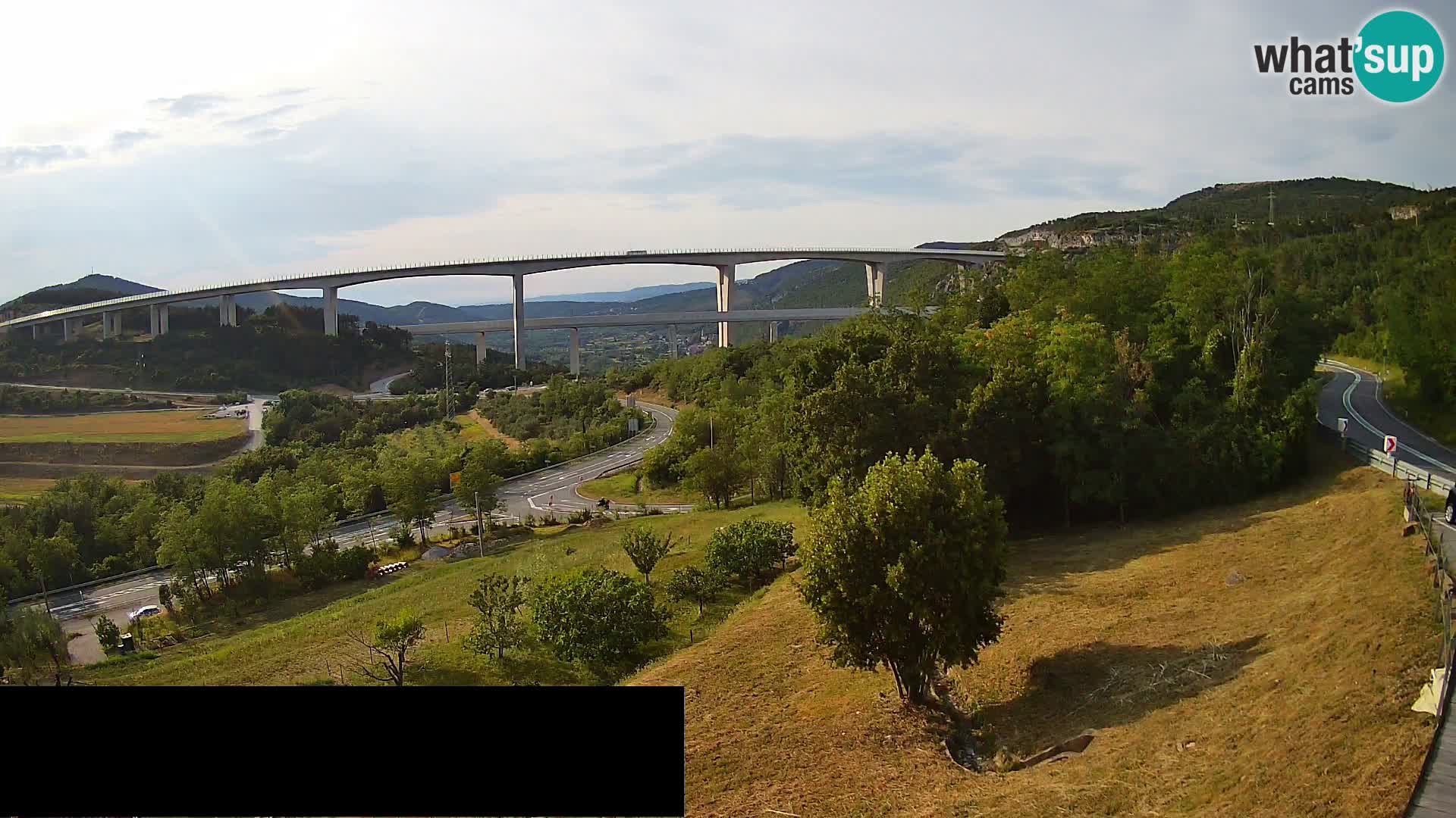 Web kamera Črni Kal Viadukt – pogled sa Viki Burgerja