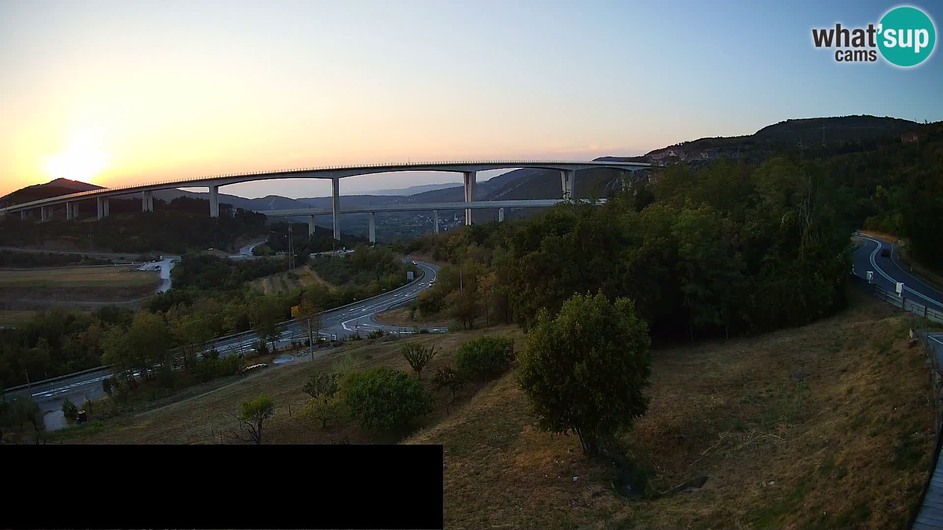Livecam  Črni Kal Viadotto – panorama dal Viki Burger