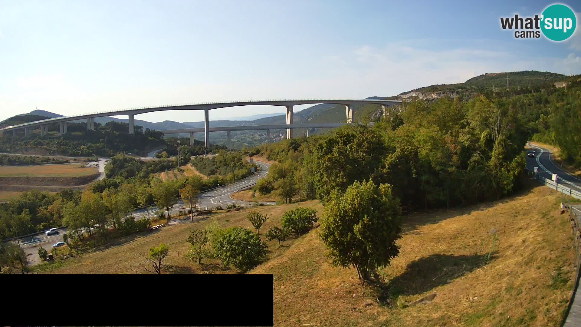Live cam Črni Kal Viaduc – Viki Burger