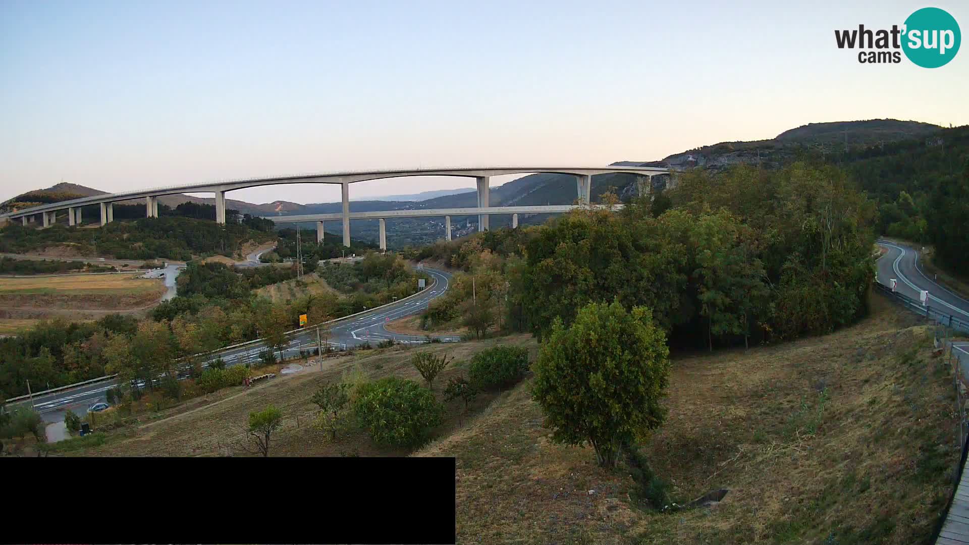 Livecam  Črni Kal Viadotto – panorama dal Viki Burger