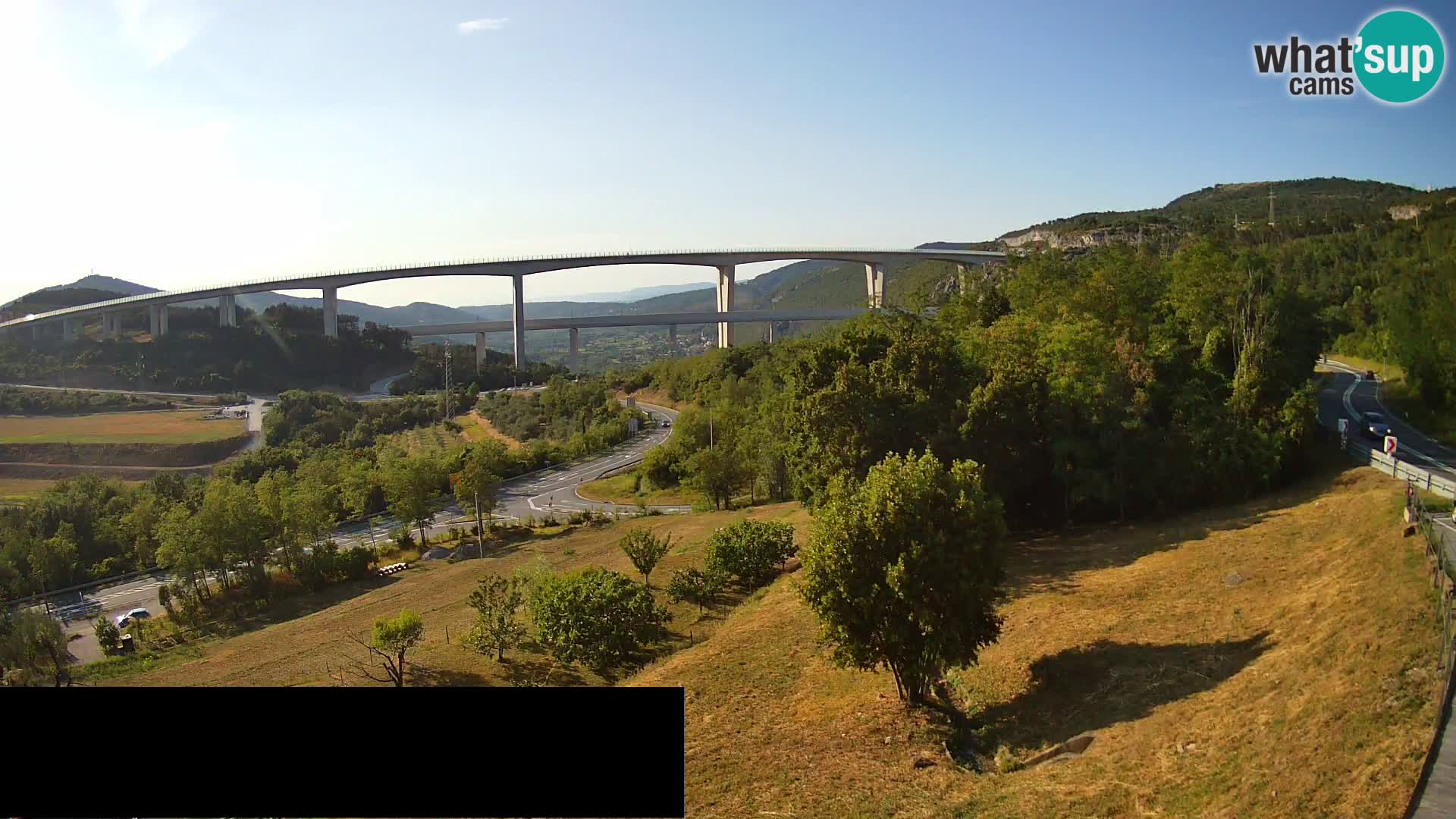 Live cam Črni Kal Viaduc – Viki Burger