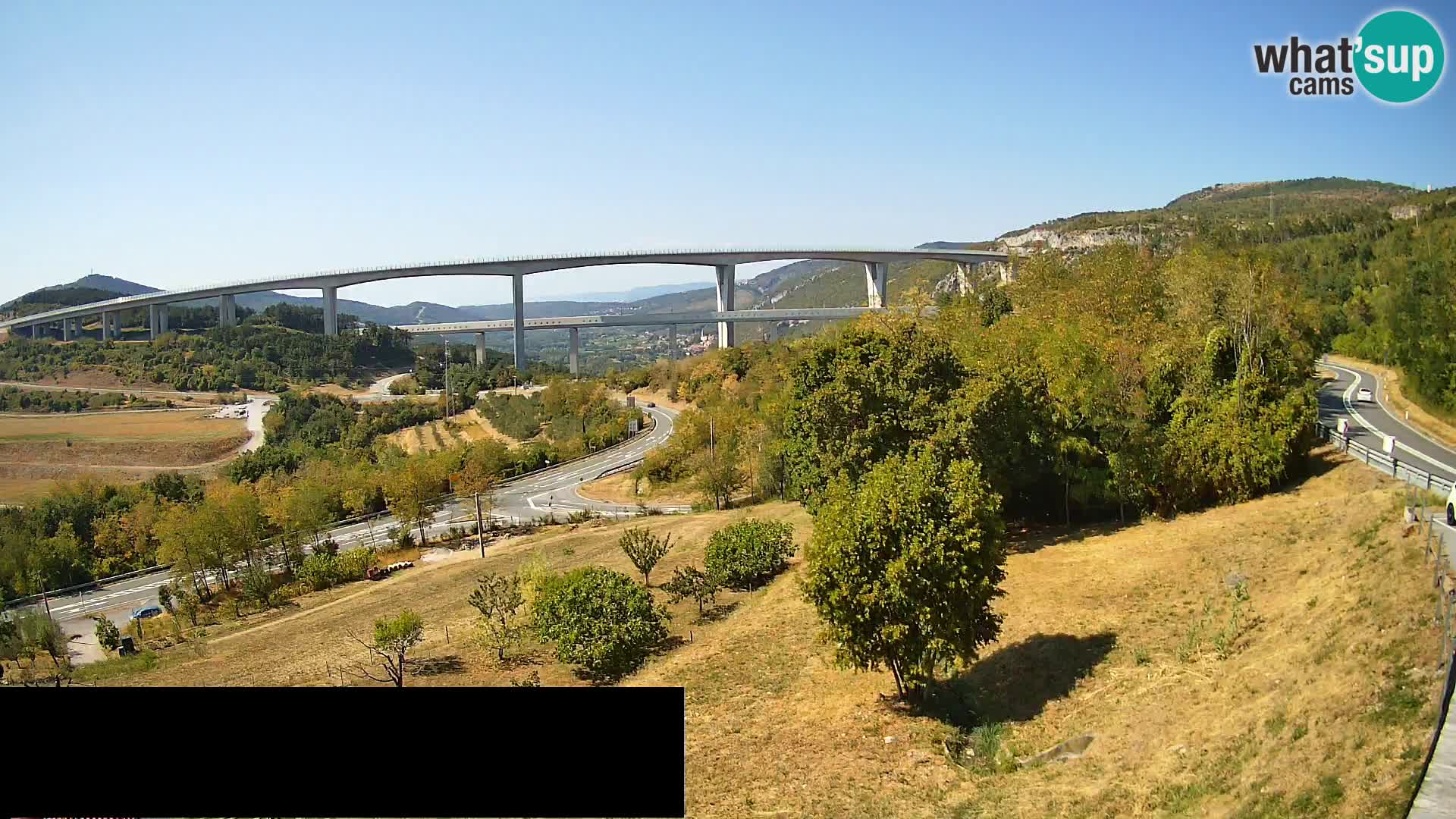 Live cam Črni Kal Viaduc – Viki Burger