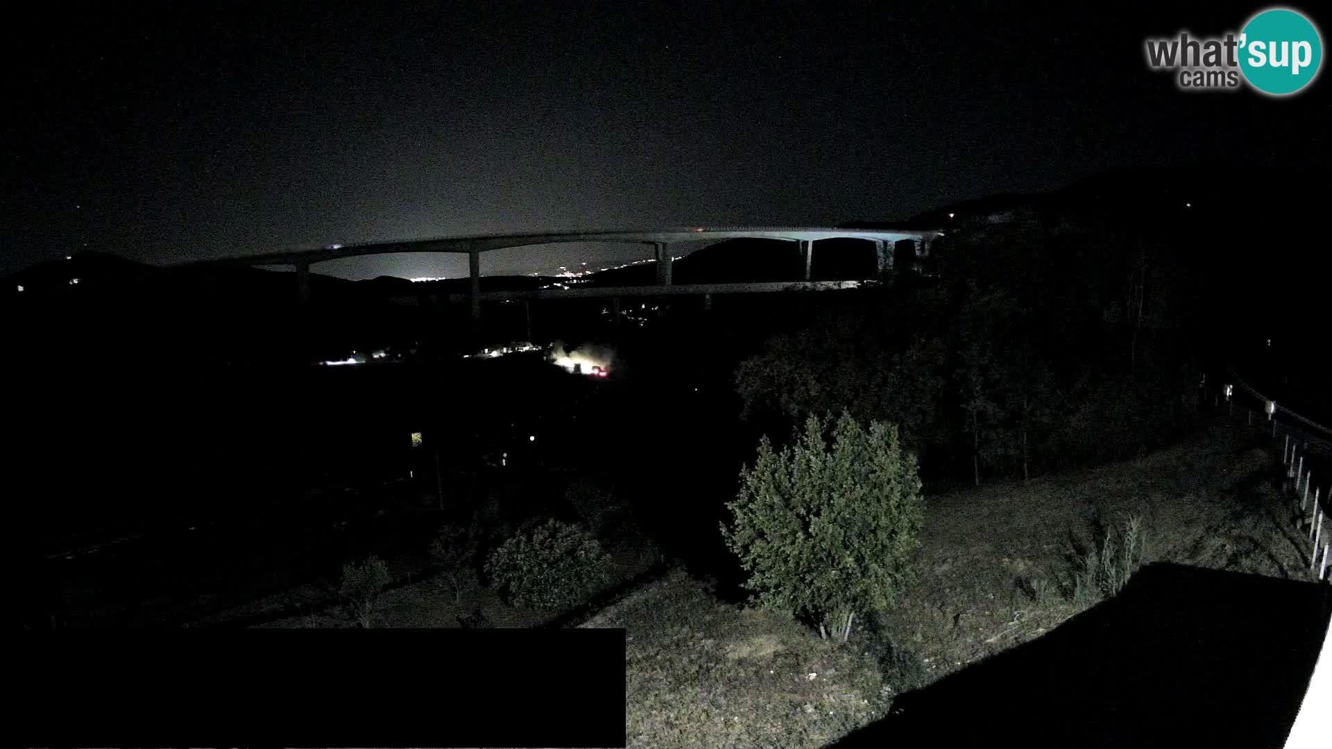 Live cam Črni Kal Viaduc – Viki Burger