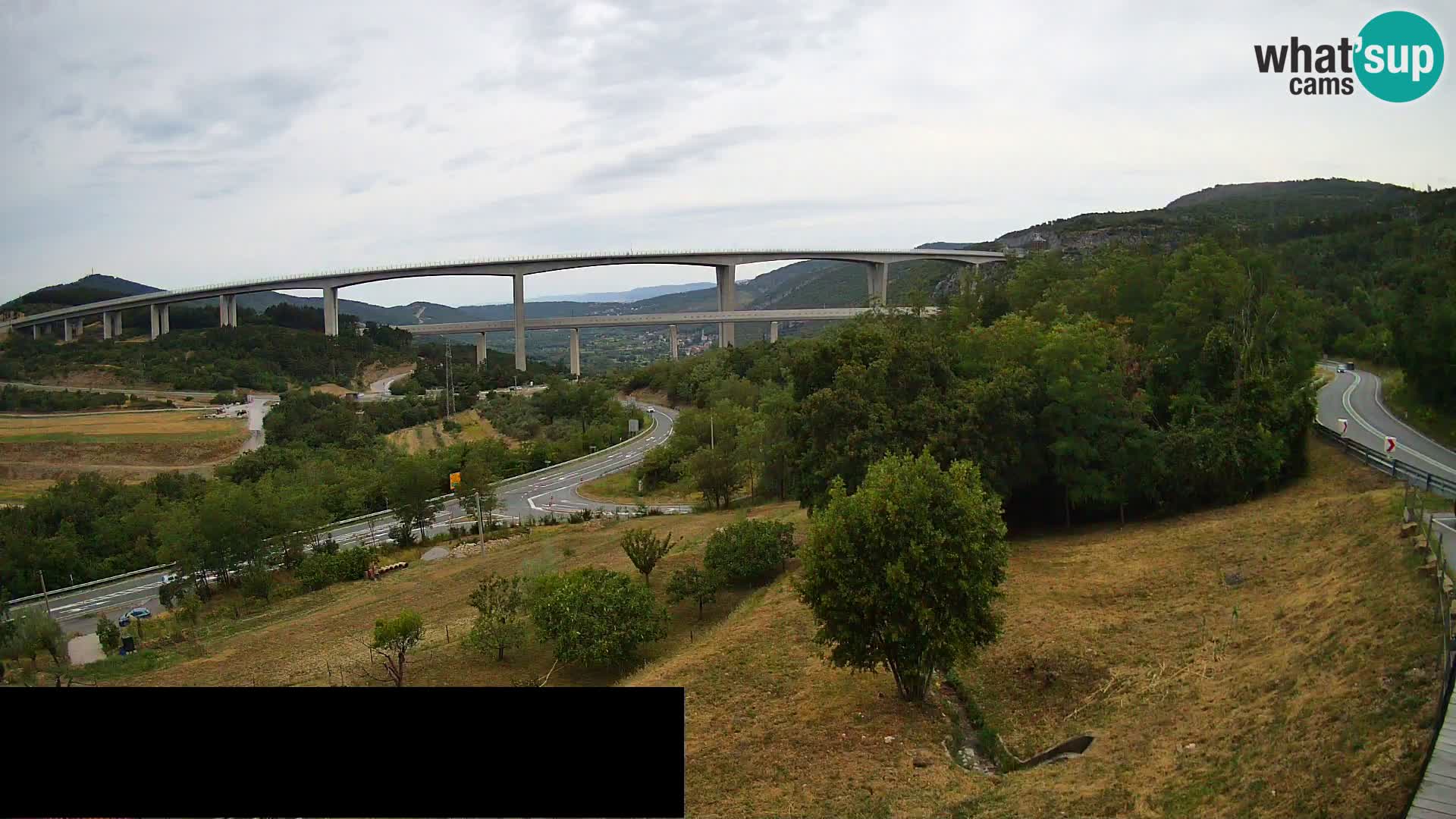 Live cam Črni Kal Viaduc – Viki Burger