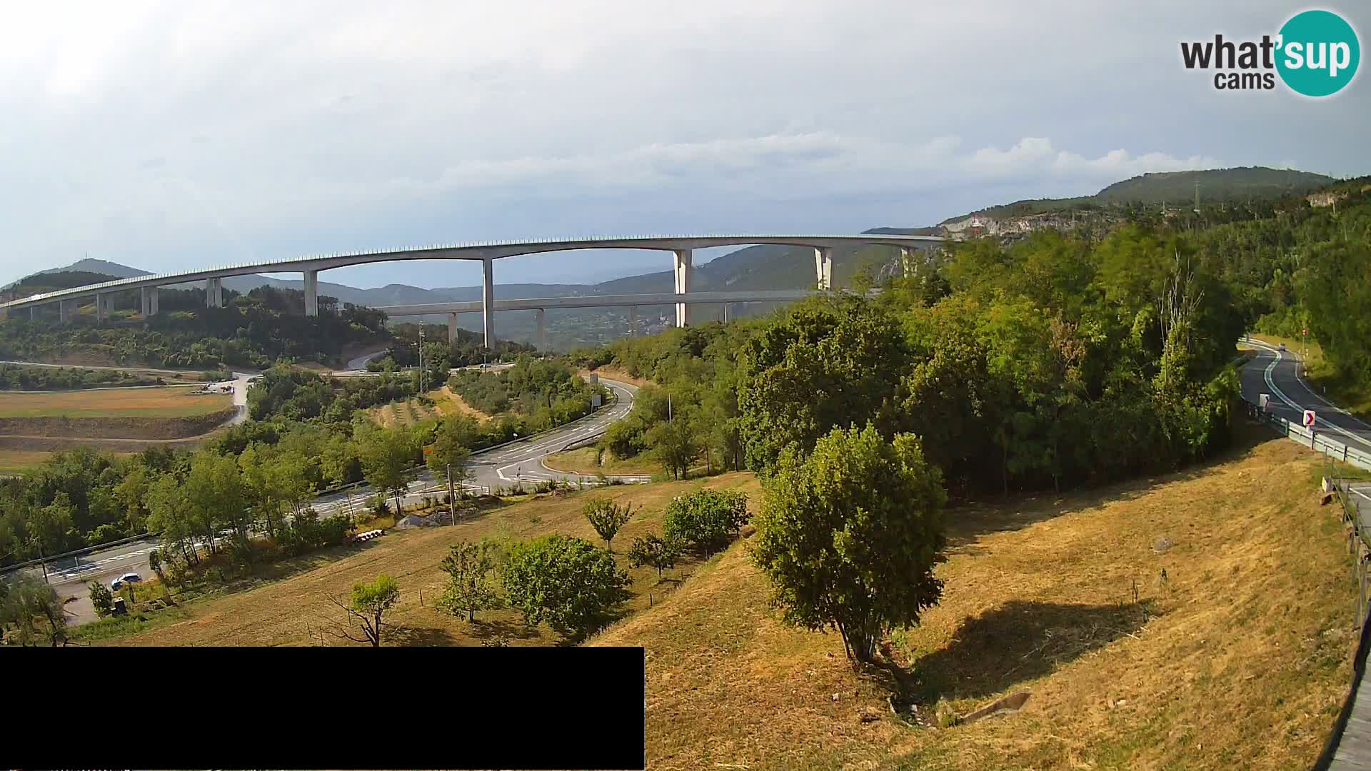 Live cam Črni Kal Viaduc – Viki Burger