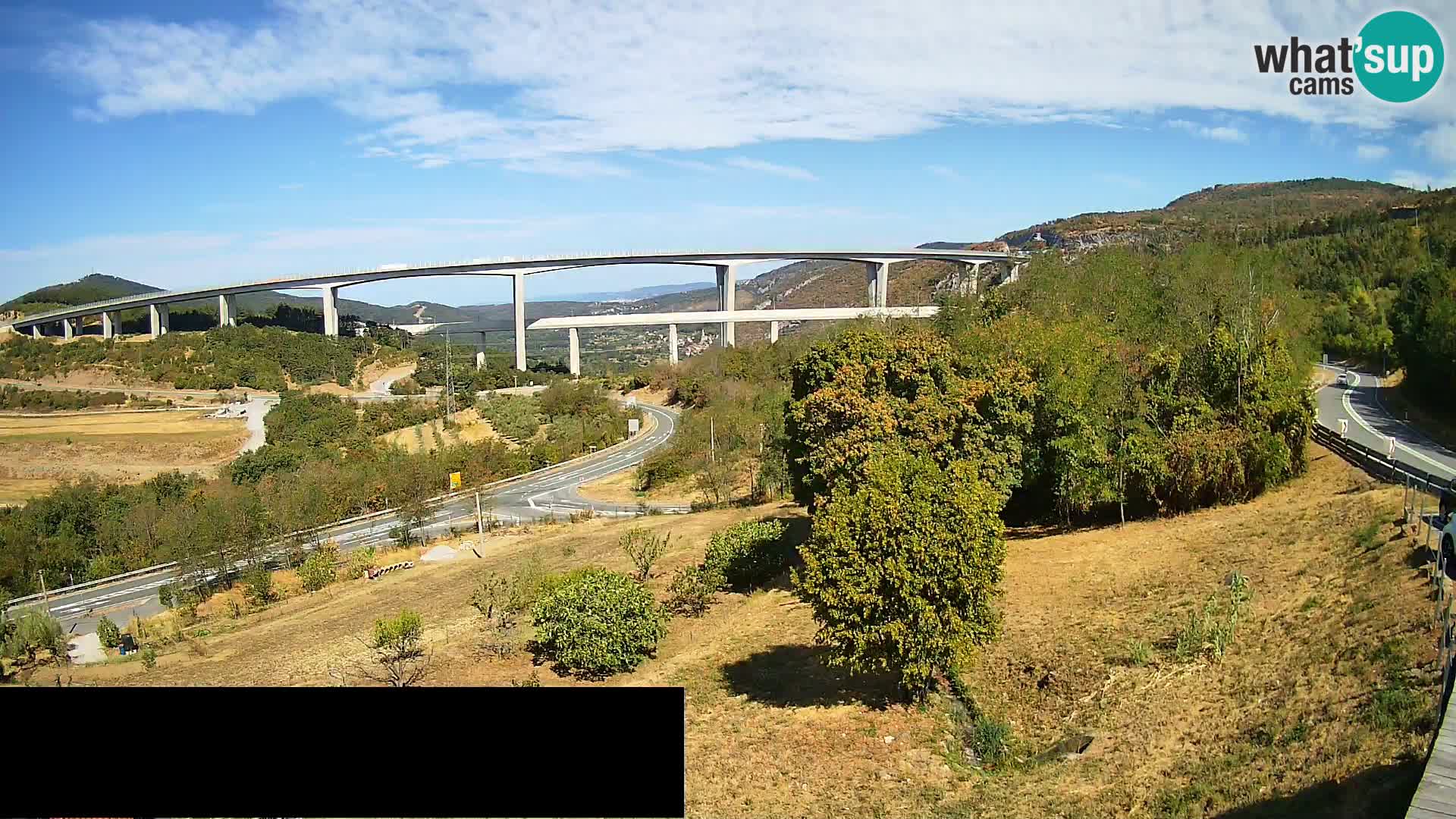 Kamera v živo Črni Kal Viadukt – pogled z Viki Burgerja