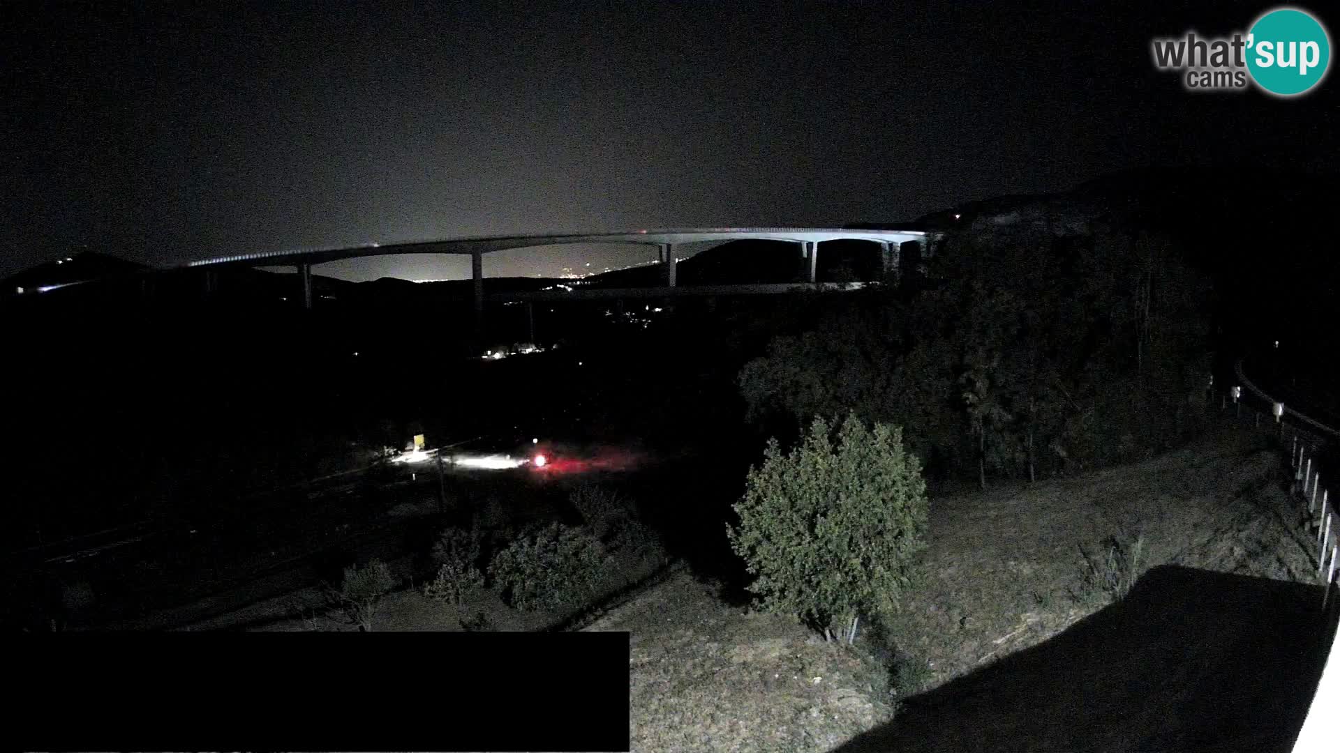 Kamera v živo Črni Kal Viadukt – pogled z Viki Burgerja