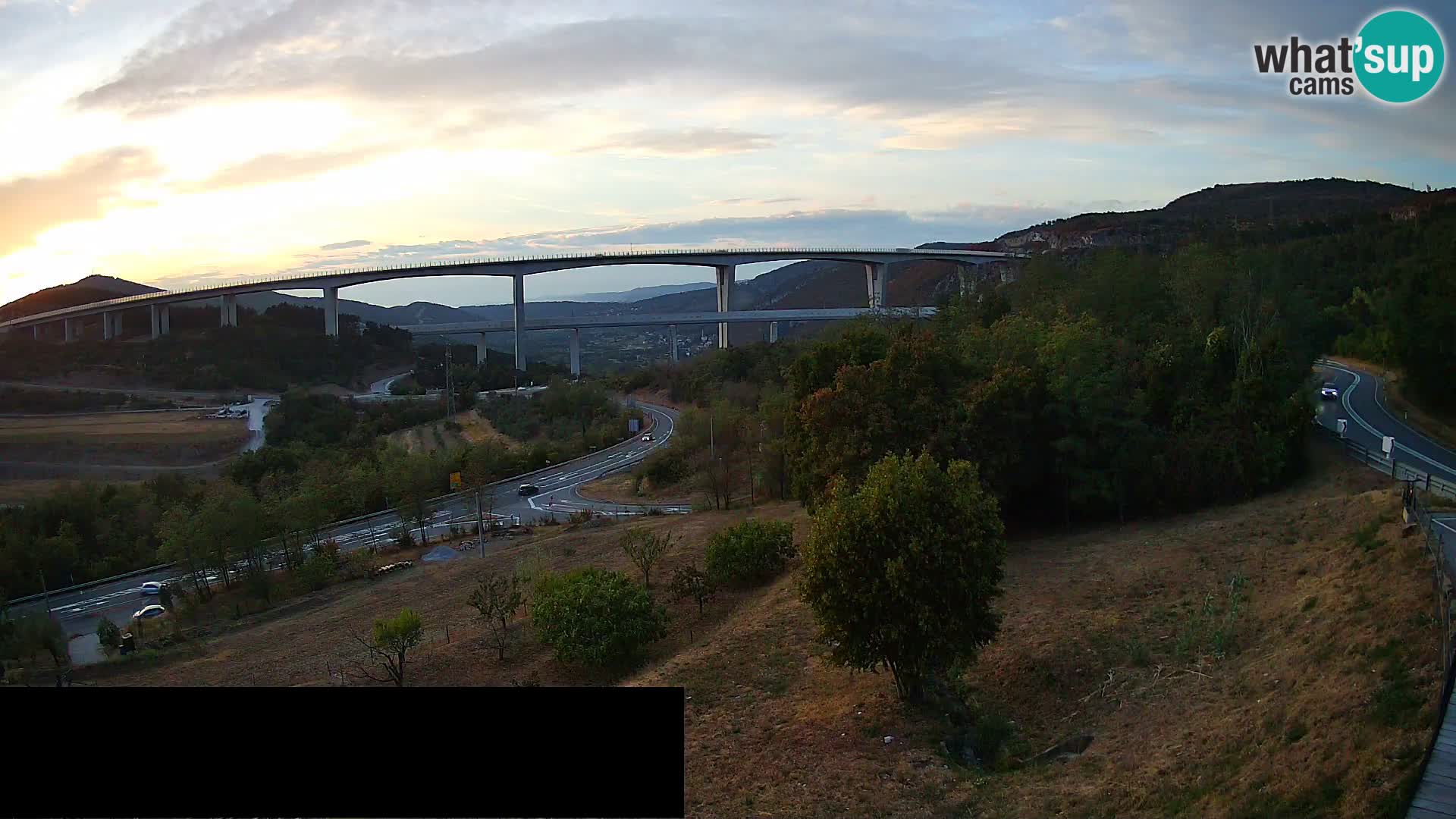 Livecam  Črni Kal Viadotto – panorama dal Viki Burger