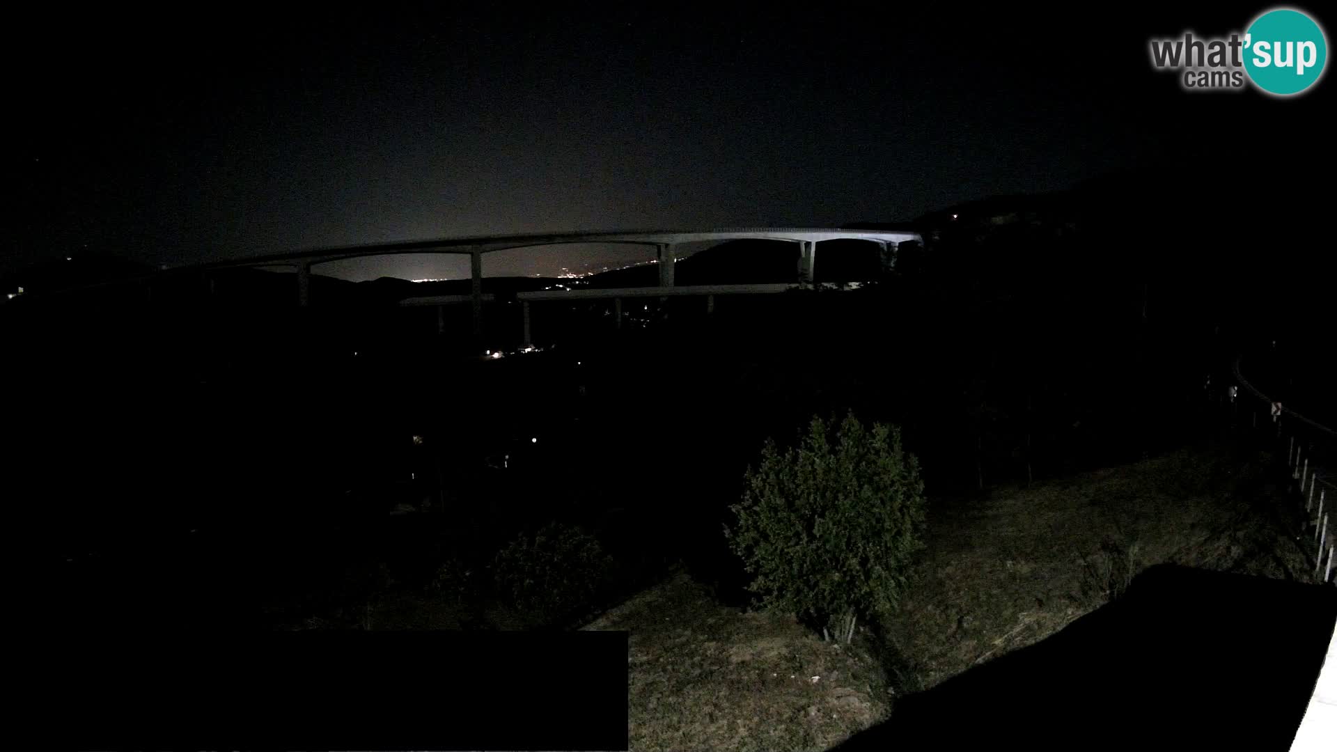 Camera en vivo Črni Kal Viaducto – Viki Burger