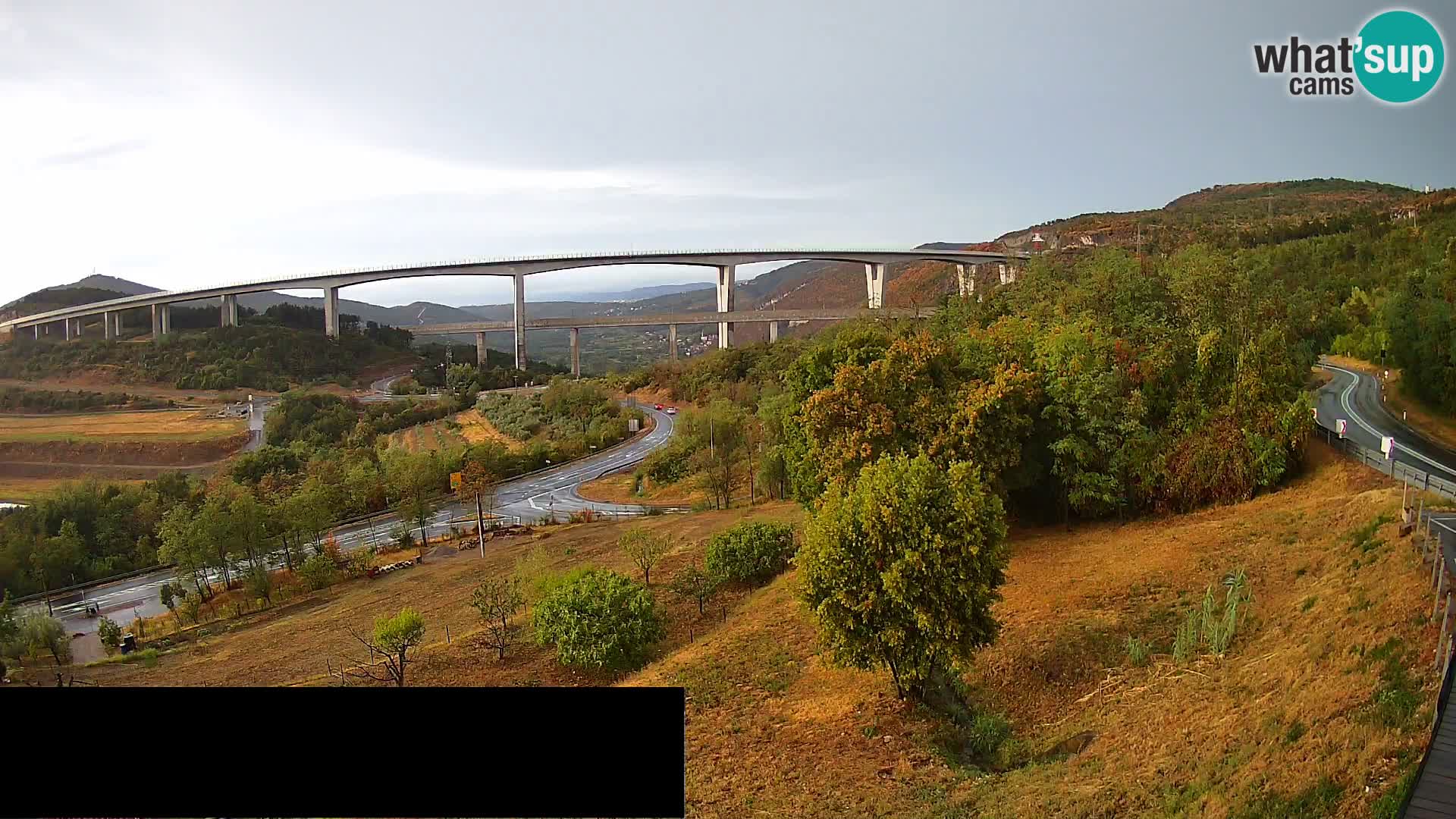 Camera en vivo Črni Kal Viaducto – Viki Burger