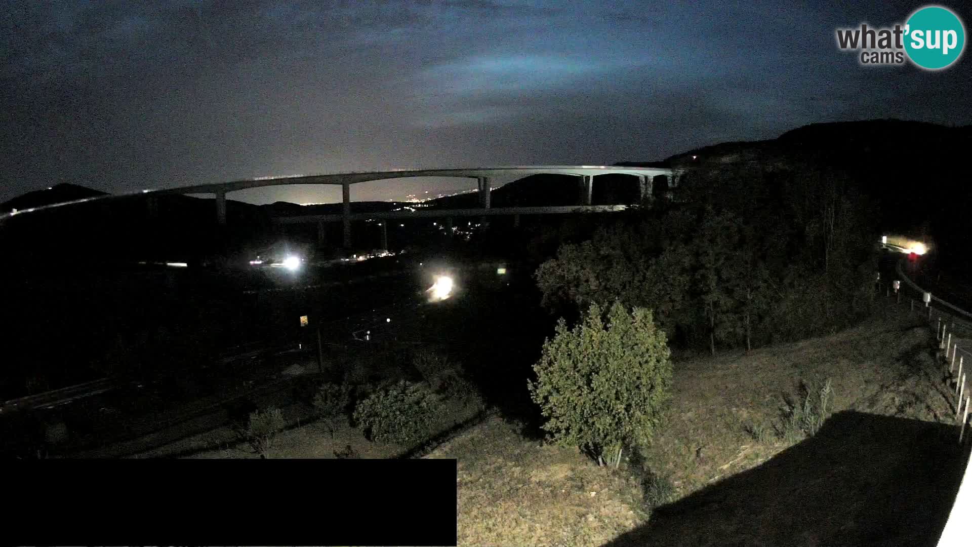Webcam Črni Kal Viaduct – view from Viki Burger