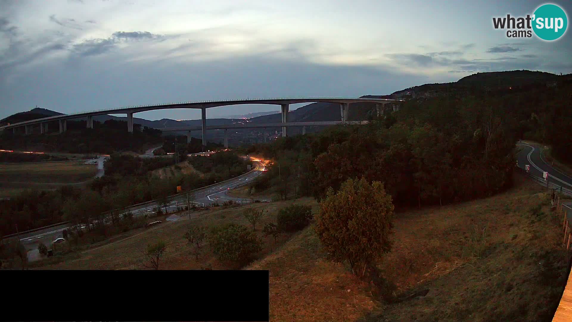 Livecam  Črni Kal Viadotto – panorama dal Viki Burger