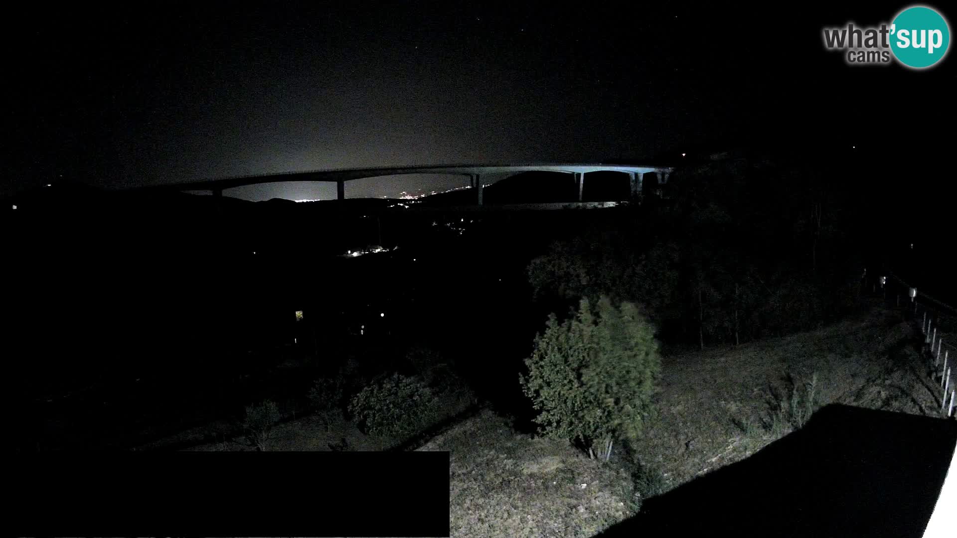 Webcam Črni Kal Viaduct – view from Viki Burger