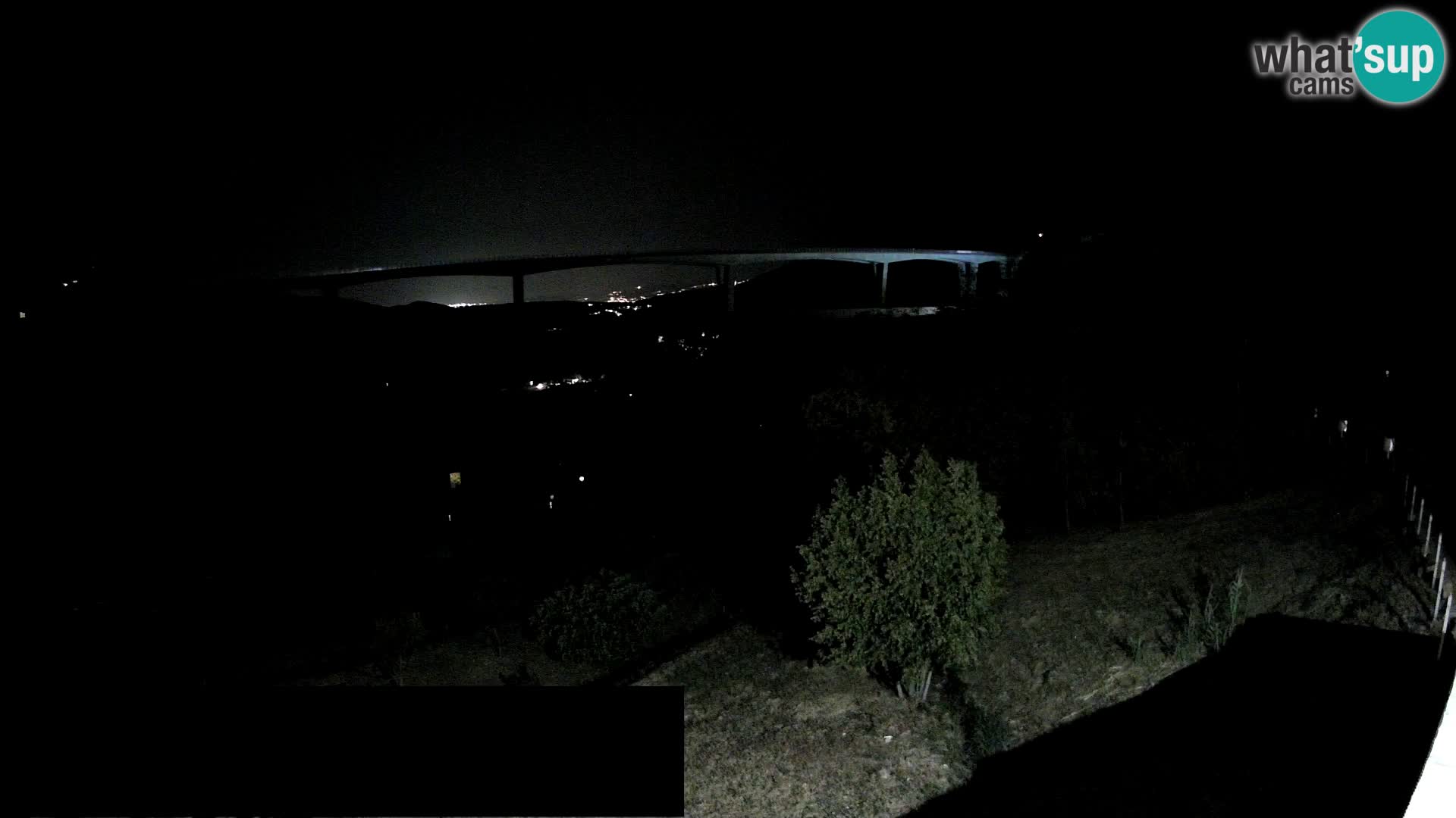 Live cam Črni Kal Viaduc – Viki Burger