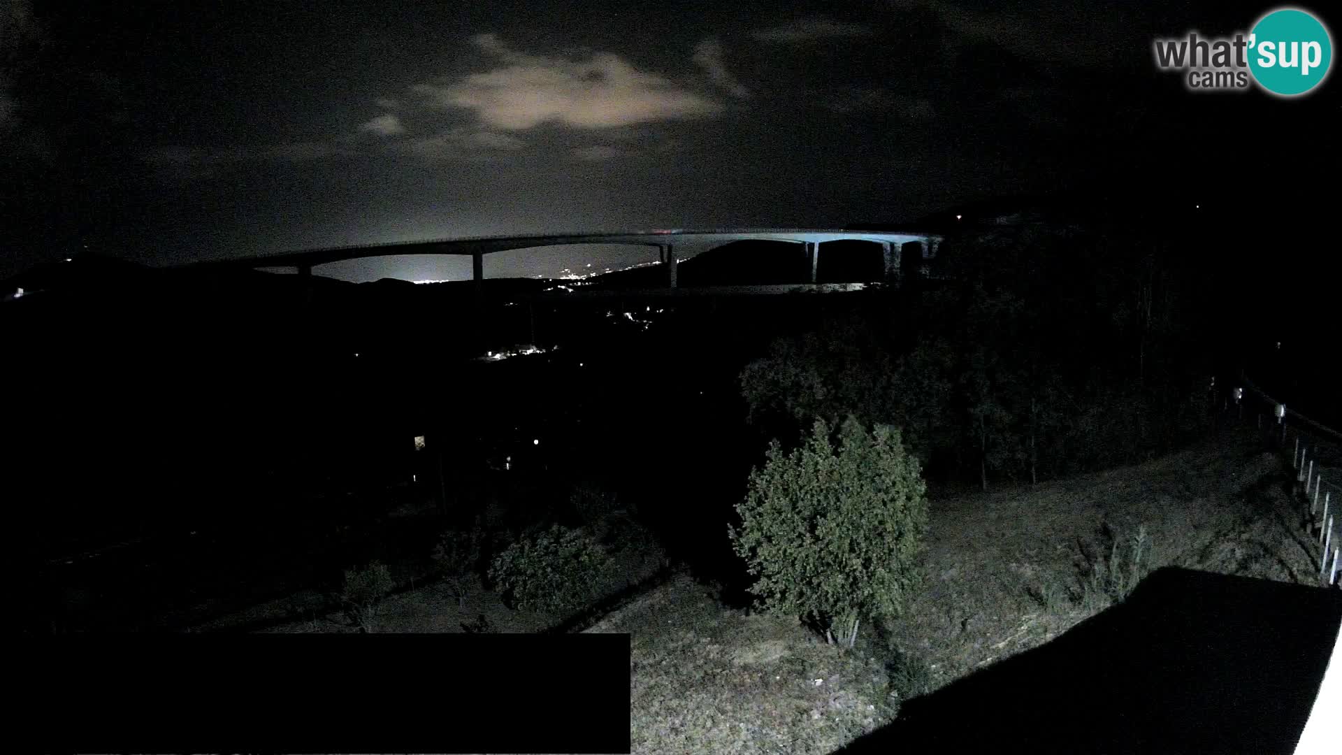 Live cam Črni Kal Viaduc – Viki Burger