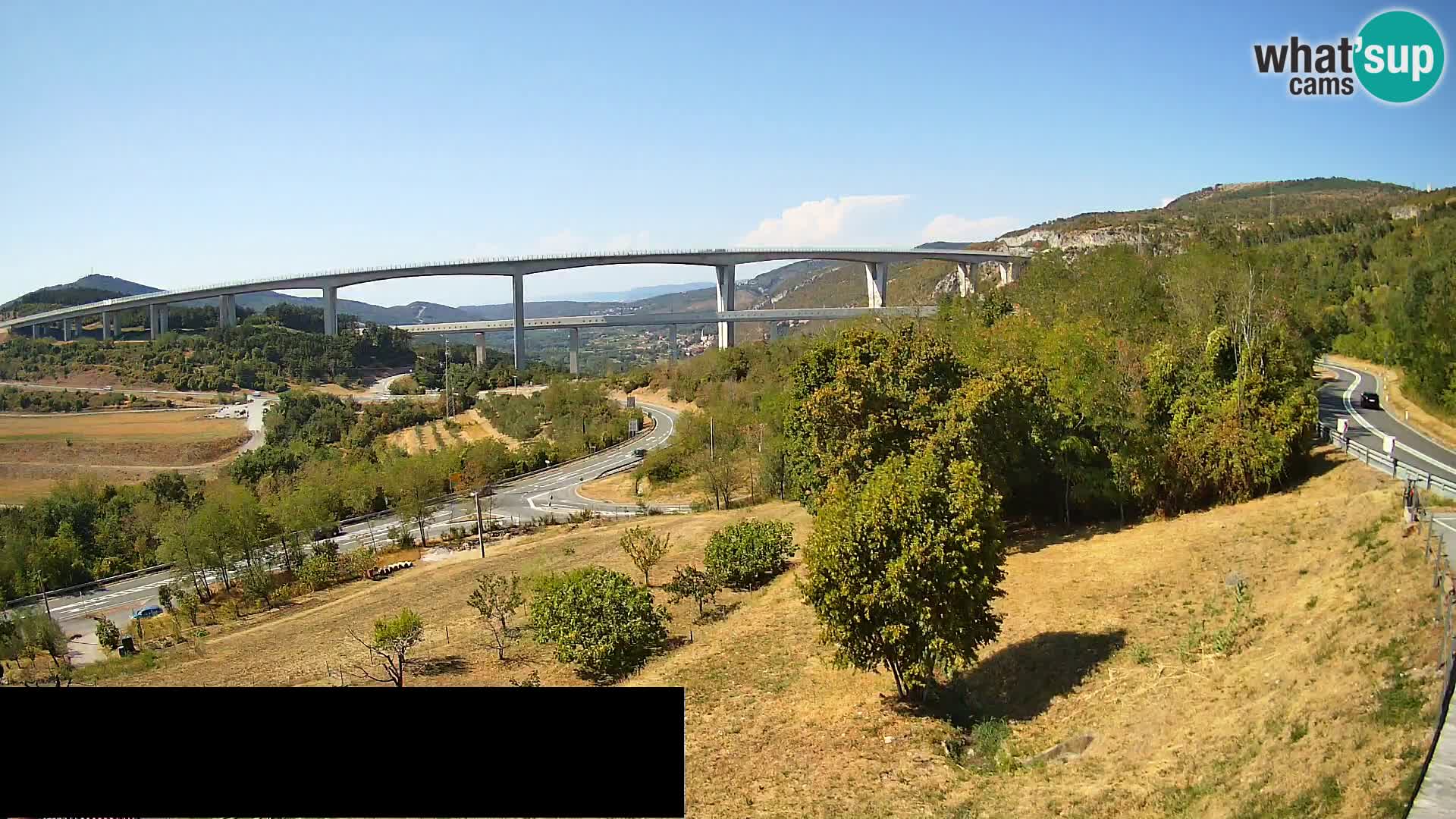 Live cam Črni Kal Viaduc – Viki Burger