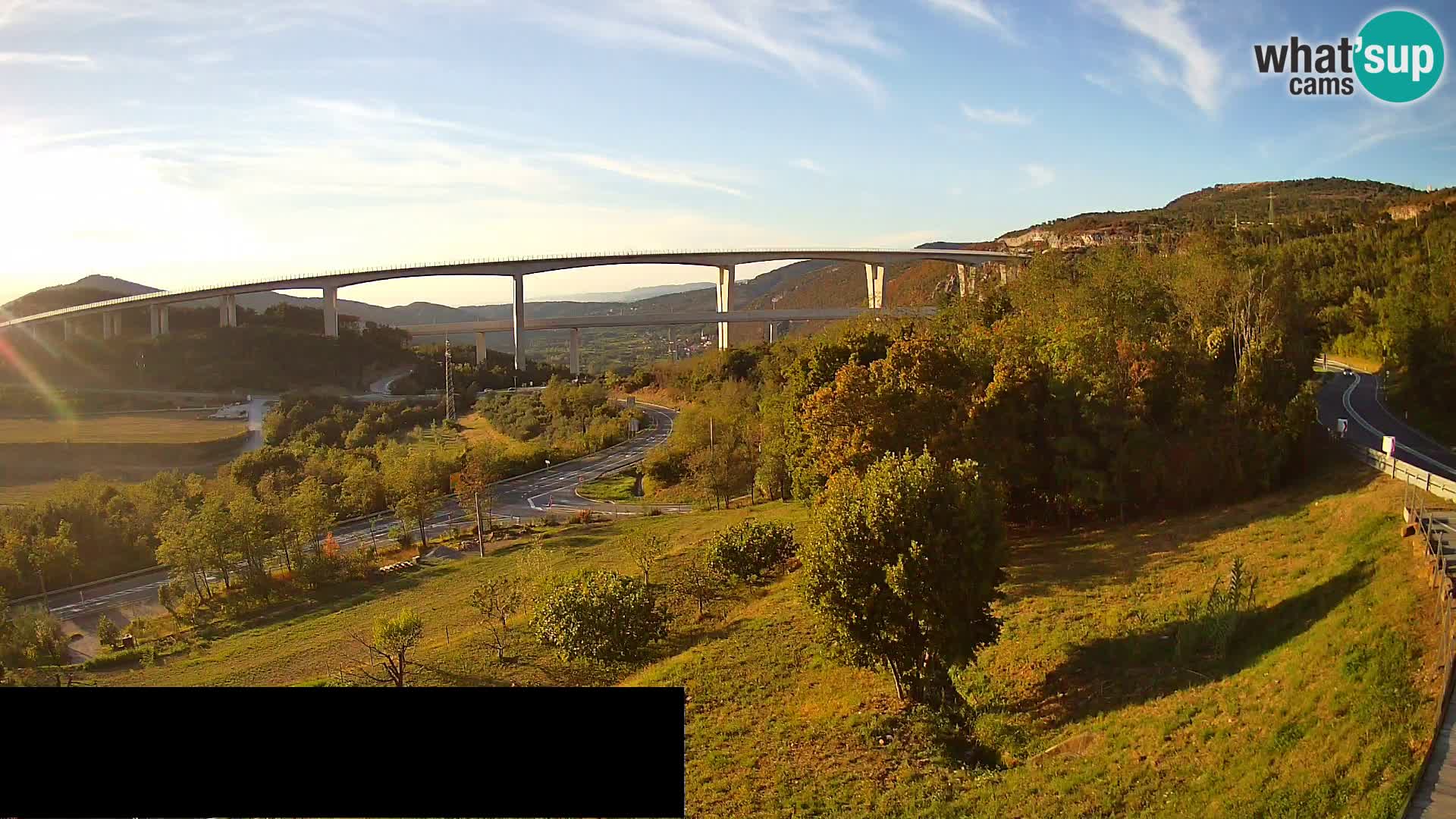 Live cam Črni Kal Viaduc – Viki Burger