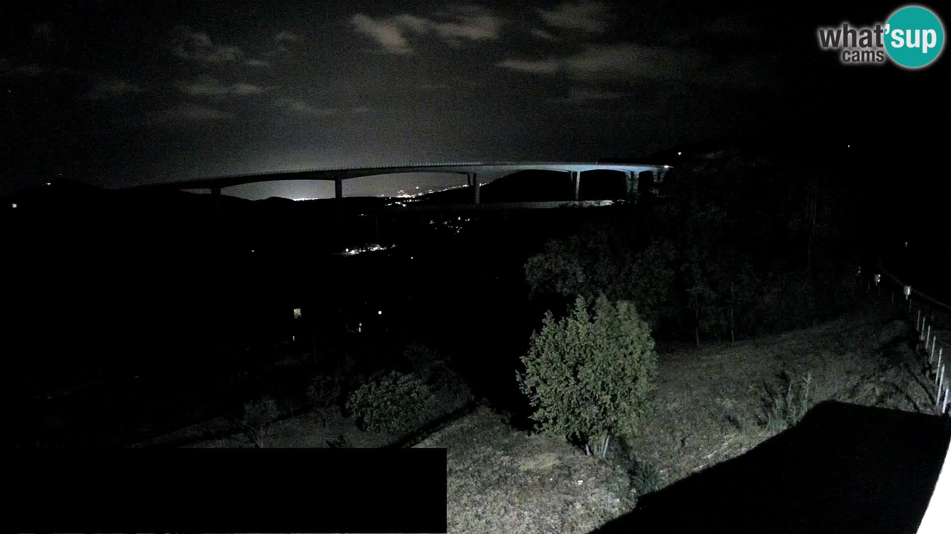 Live cam Črni Kal Viaduc – Viki Burger