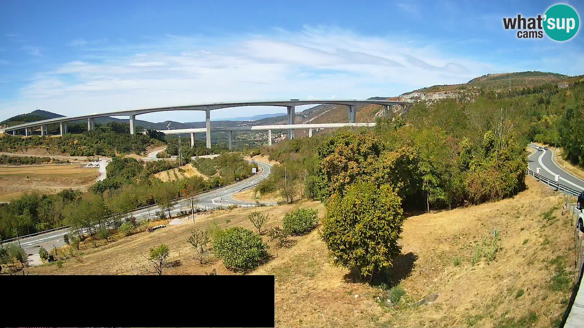 Live cam Črni Kal Viaduc – Viki Burger