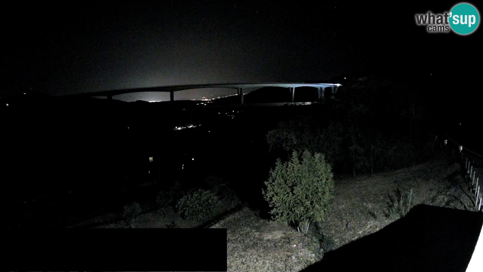 Webcam Črni Kal Viaduct – view from Viki Burger