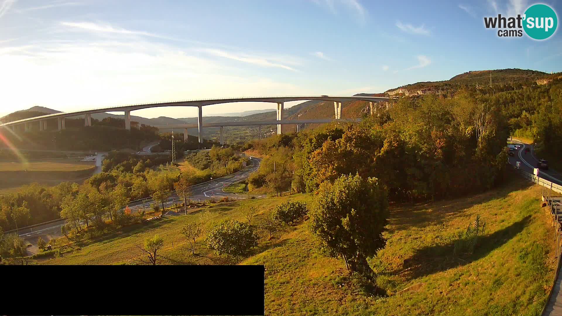 Camera en vivo Črni Kal Viaducto – Viki Burger