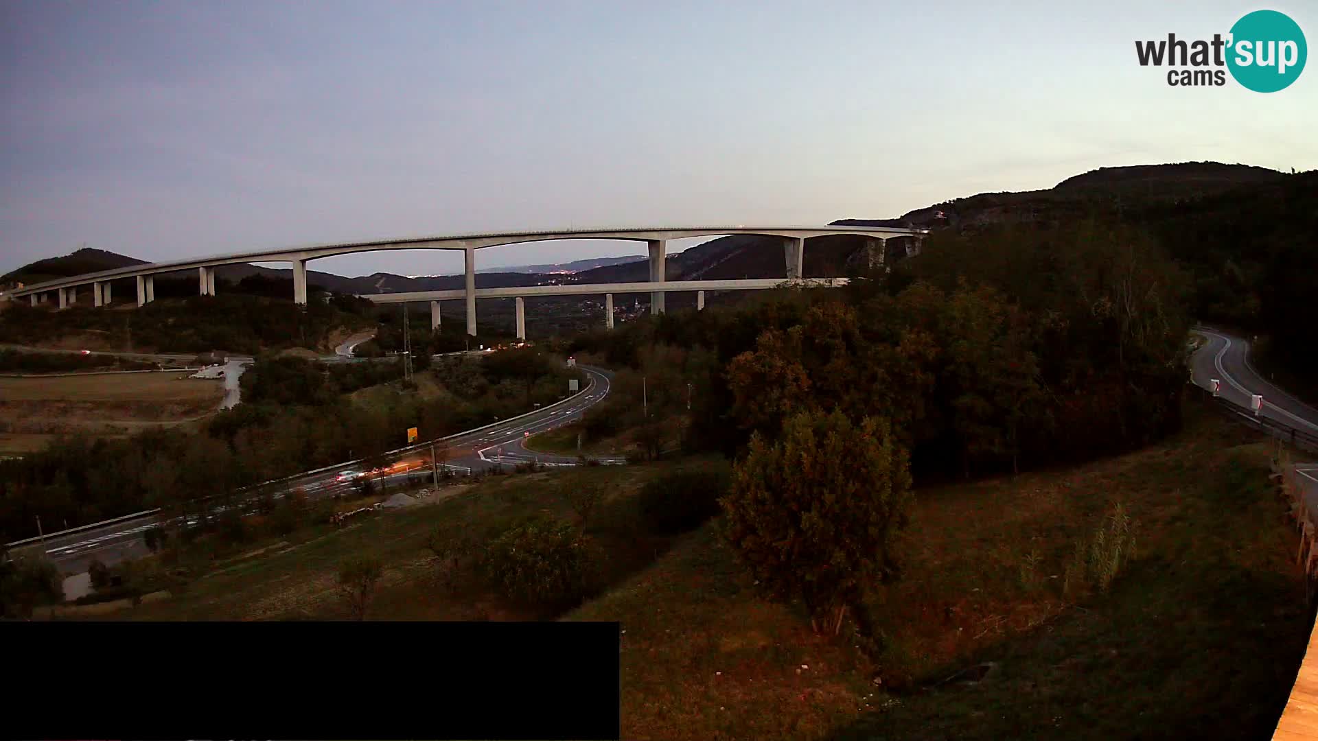 Livecam  Črni Kal Viadotto – panorama dal Viki Burger