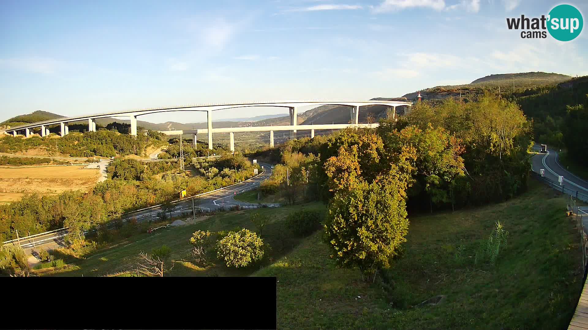 Camera en vivo Črni Kal Viaducto – Viki Burger