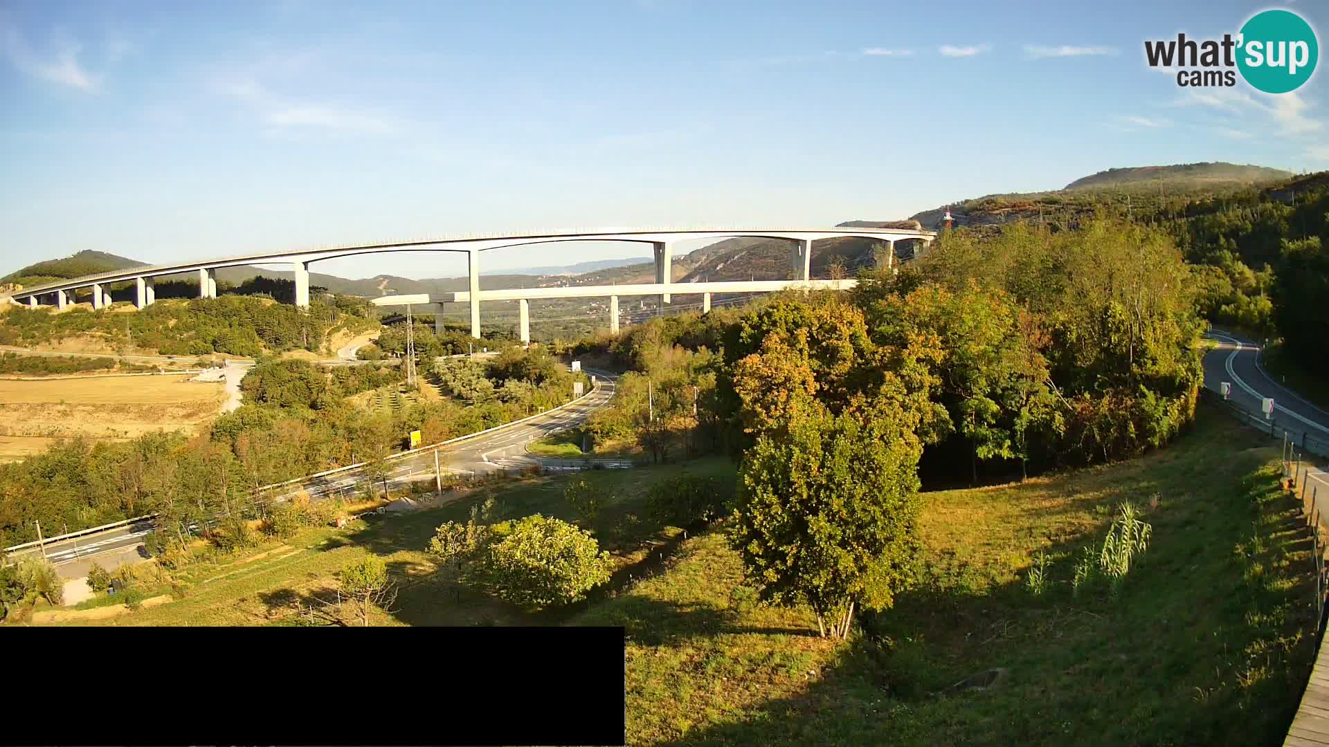Camera en vivo Črni Kal Viaducto – Viki Burger