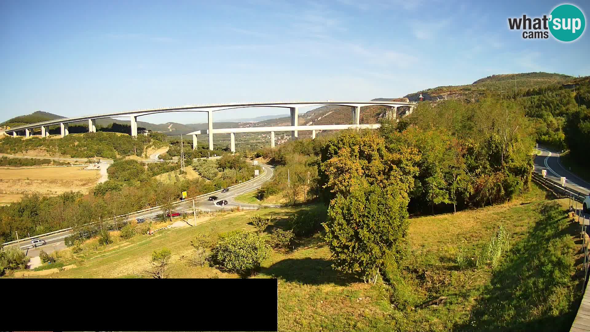 Live cam Črni Kal Viaduc – Viki Burger