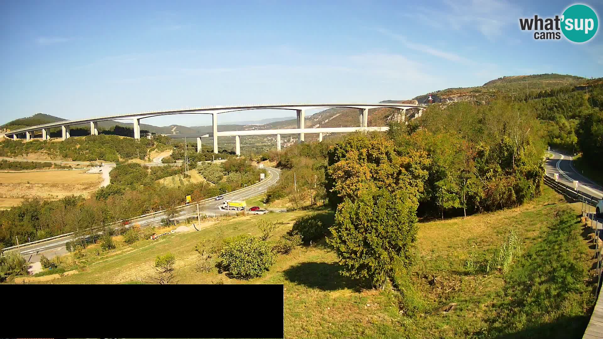 Webcam Črni Kal Viadukt – Viki Burger