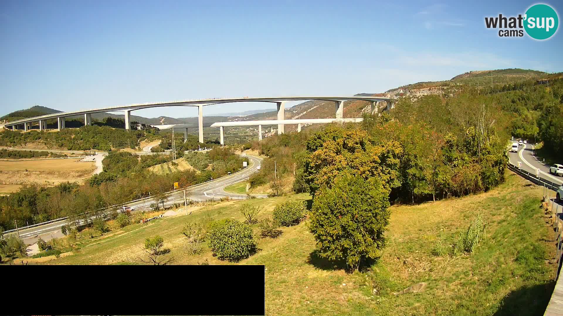Kamera v živo Črni Kal Viadukt – pogled z Viki Burgerja