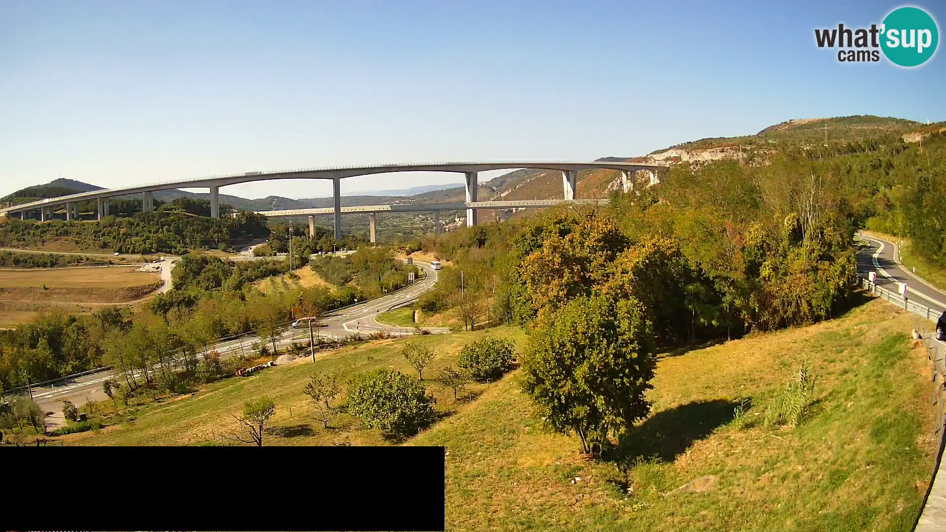 Live cam Črni Kal Viaduc – Viki Burger