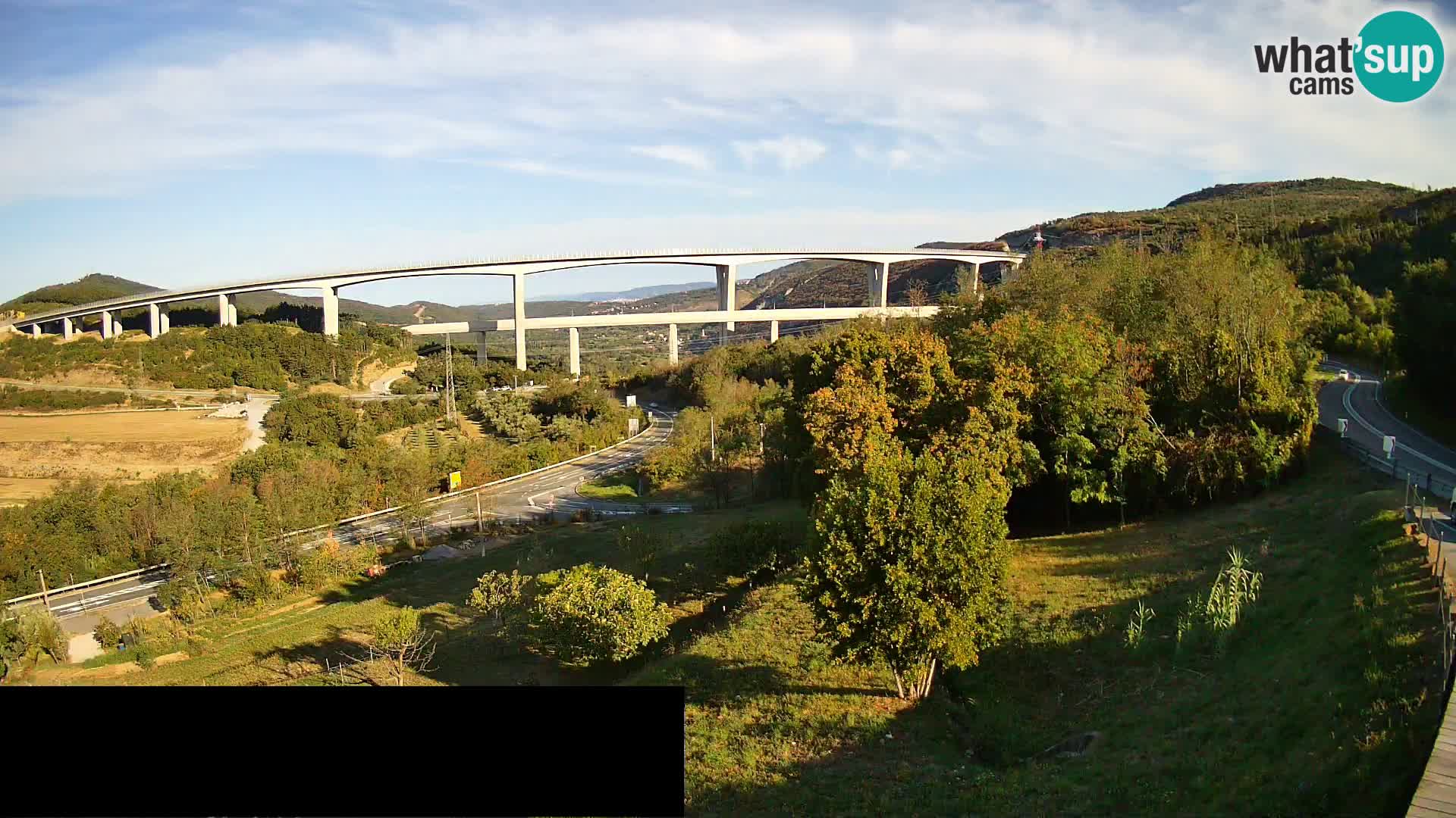 Live cam Črni Kal Viaduc – Viki Burger