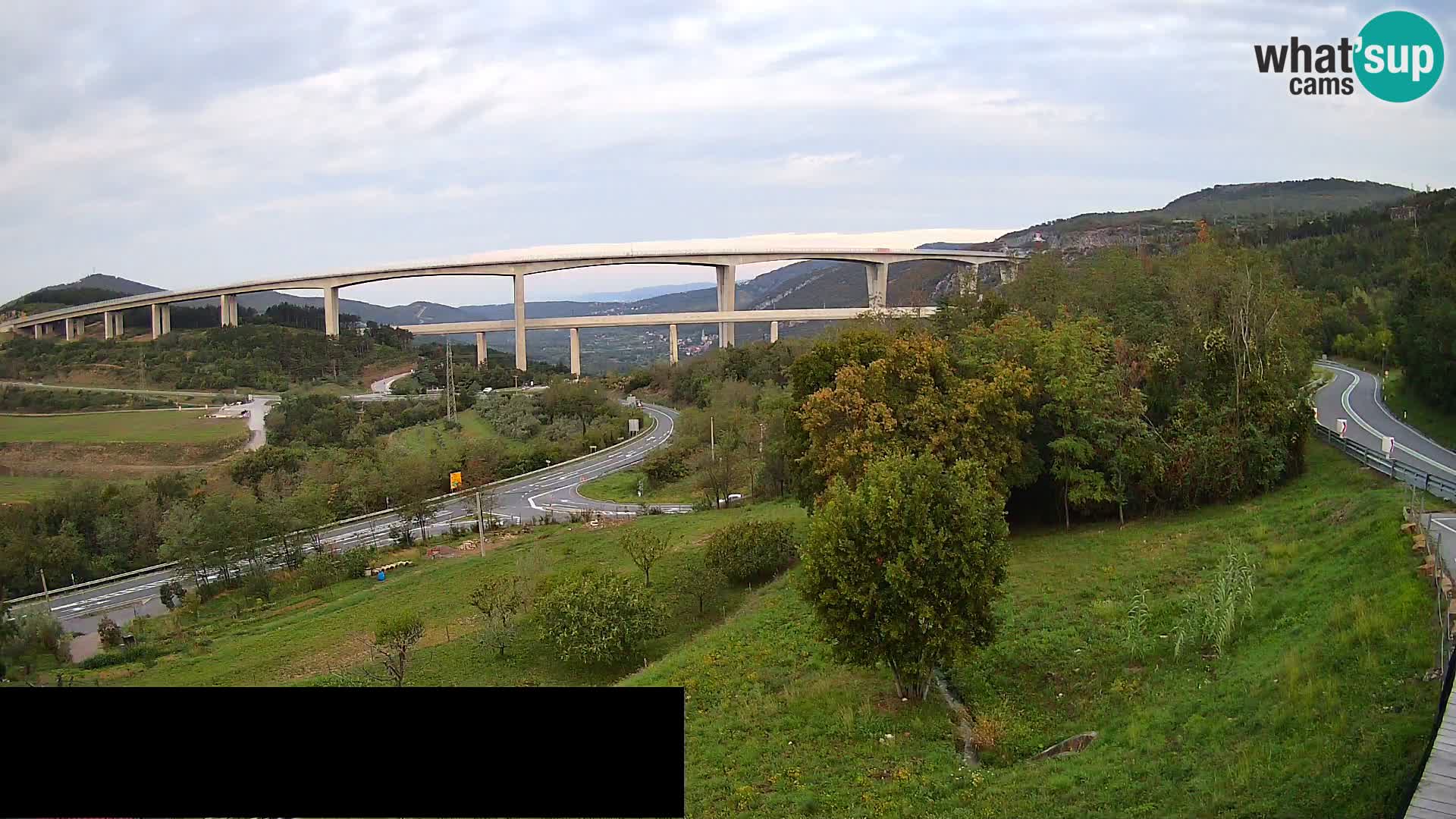 Webcam Črni Kal Viadukt – Viki Burger