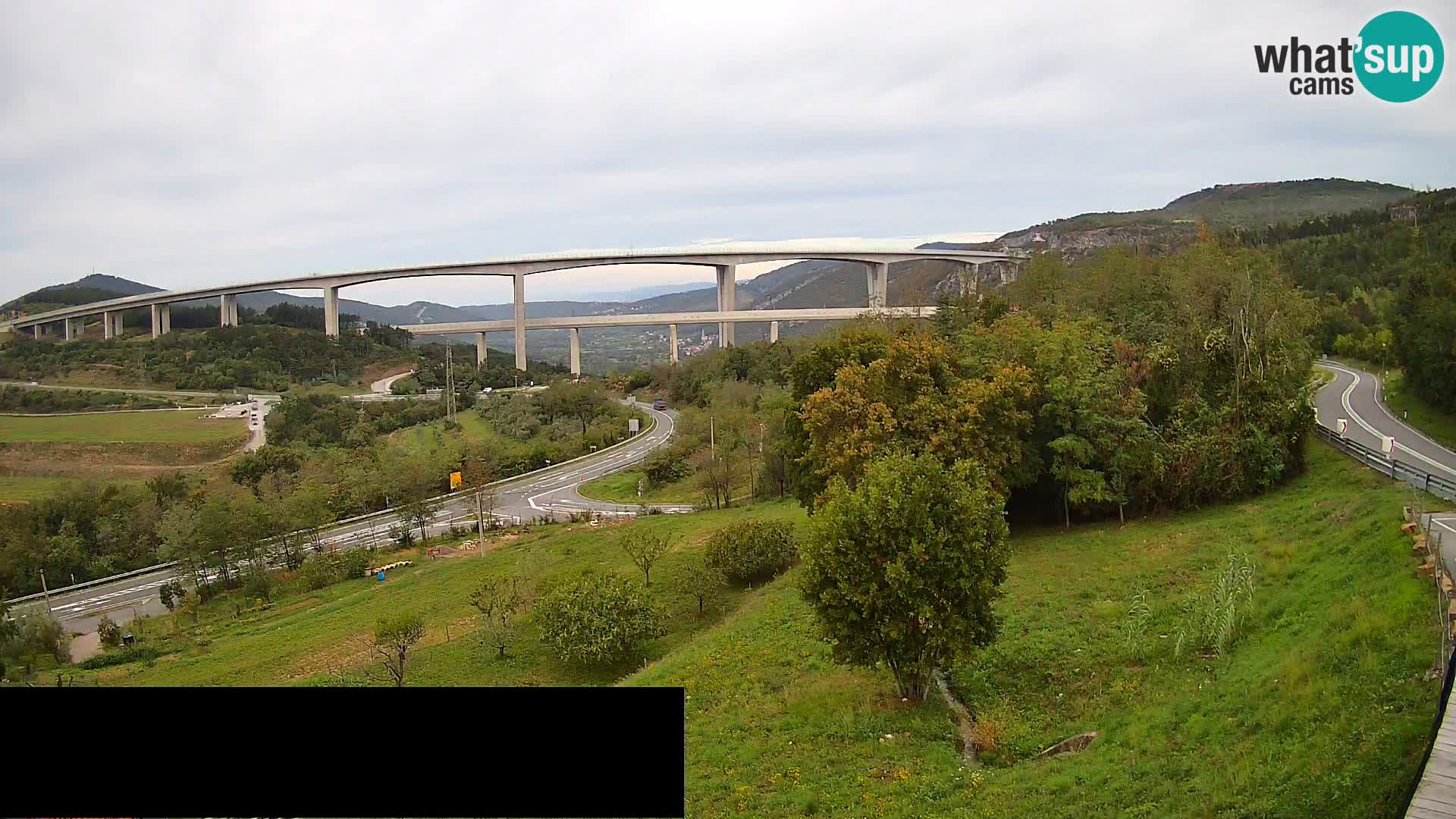 Live cam Črni Kal Viaduc – Viki Burger