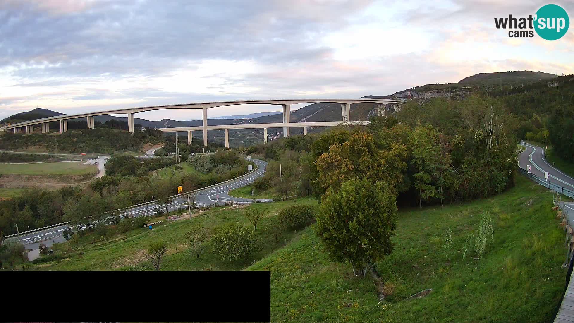Livecam  Črni Kal Viadotto – panorama dal Viki Burger