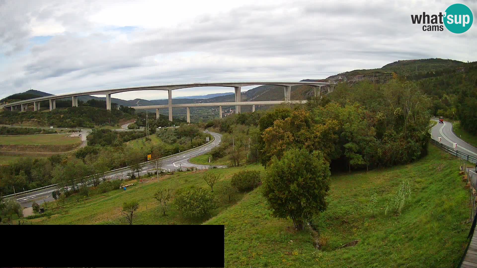 Live cam Črni Kal Viaduc – Viki Burger